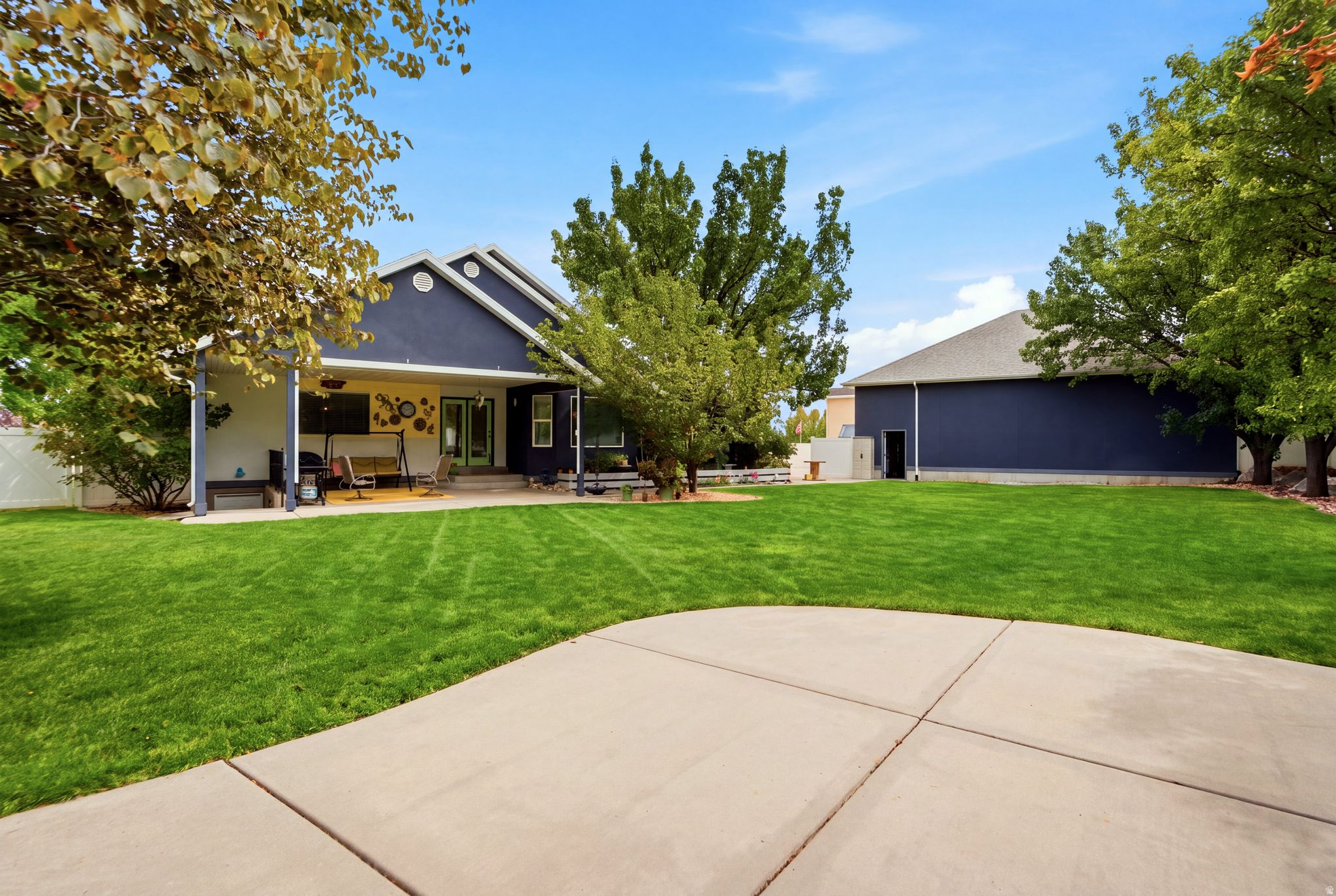 12136 S SWENSEN CIR