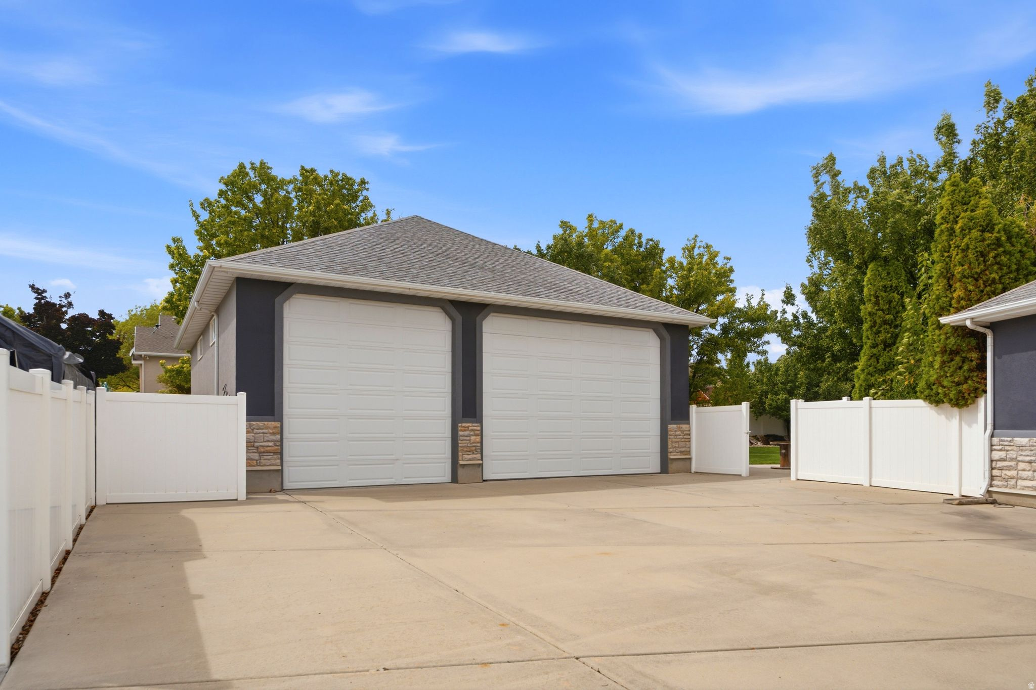 12136 S SWENSEN CIR