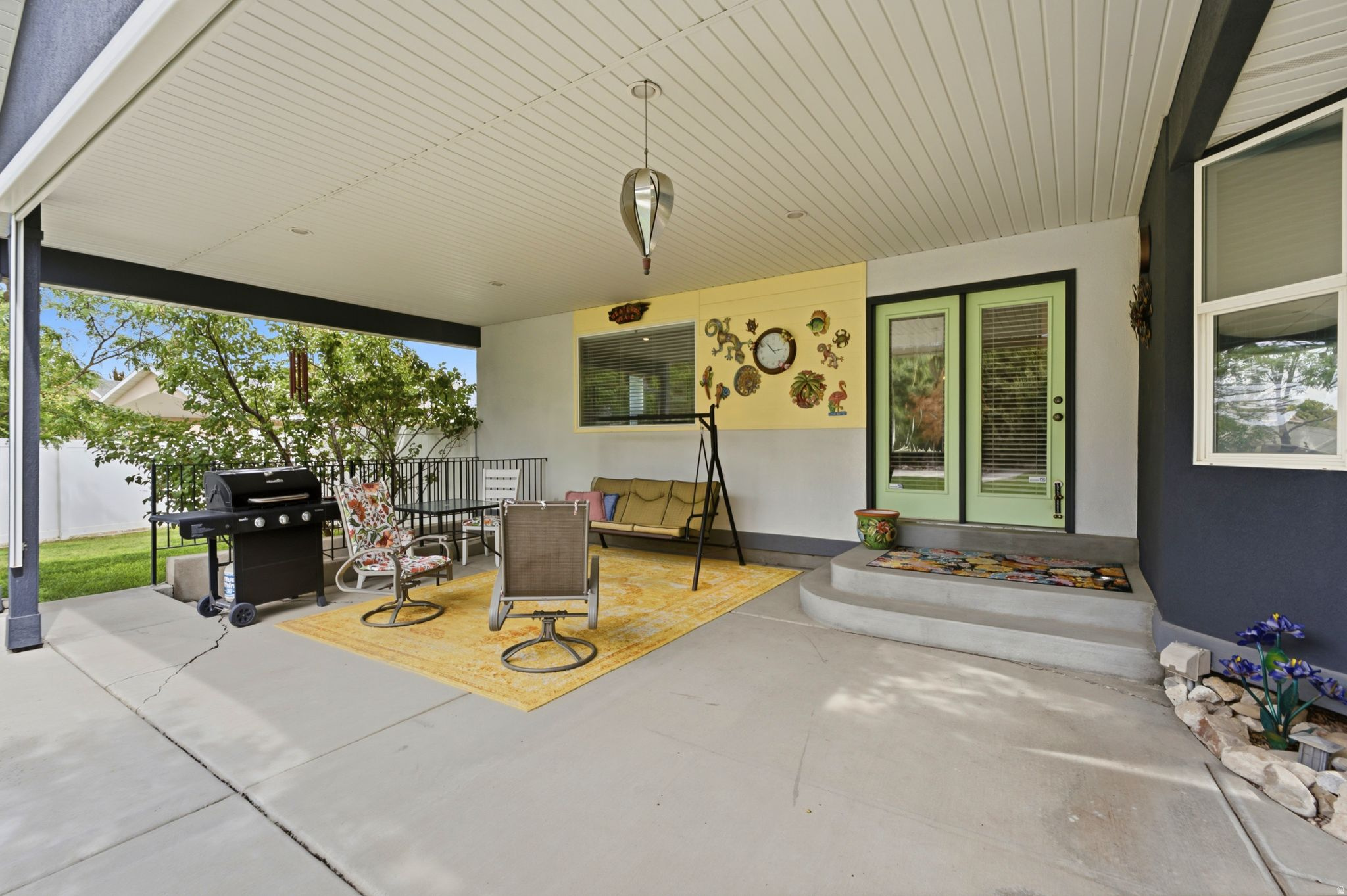 12136 S SWENSEN CIR