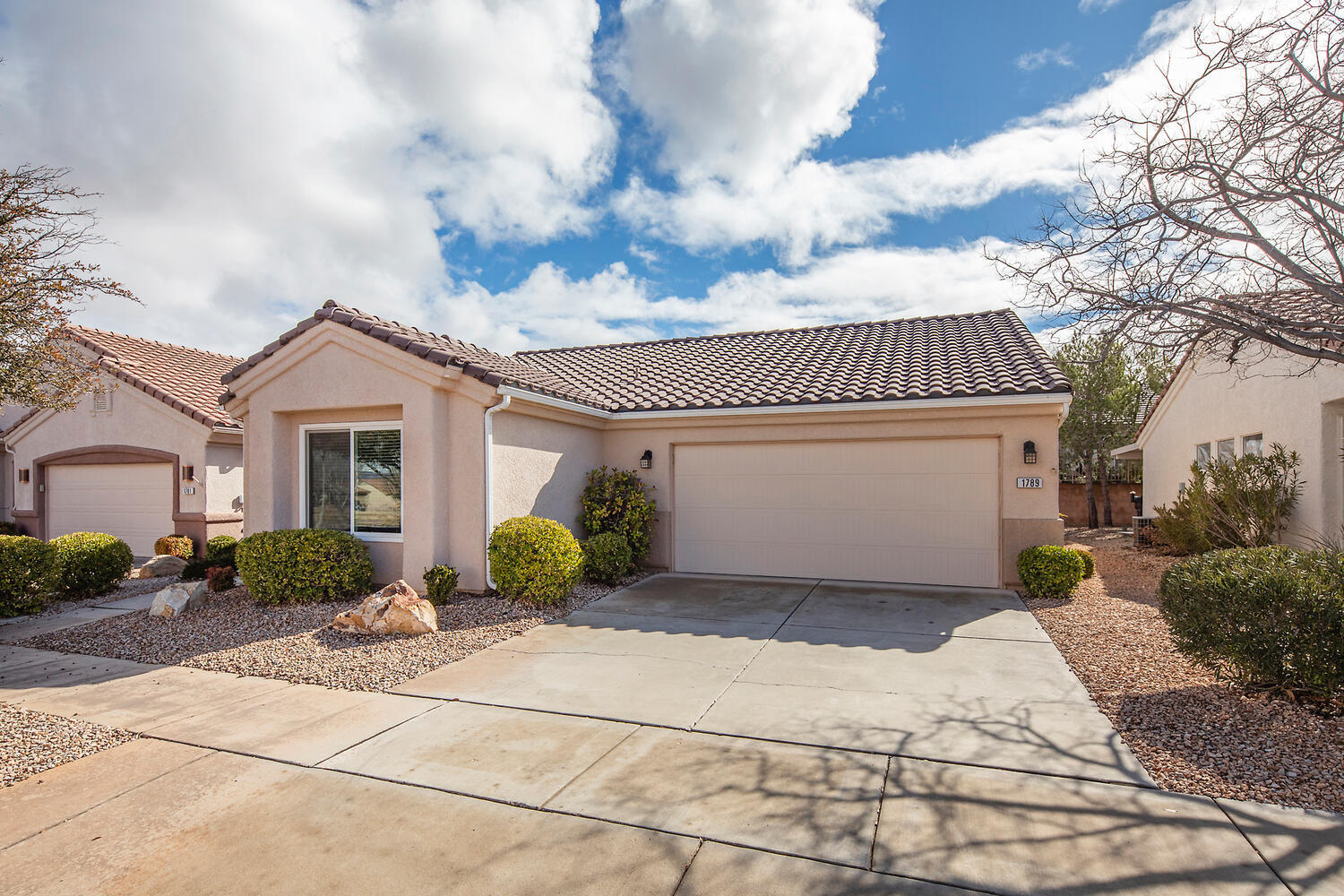 1789 Wide River DR
