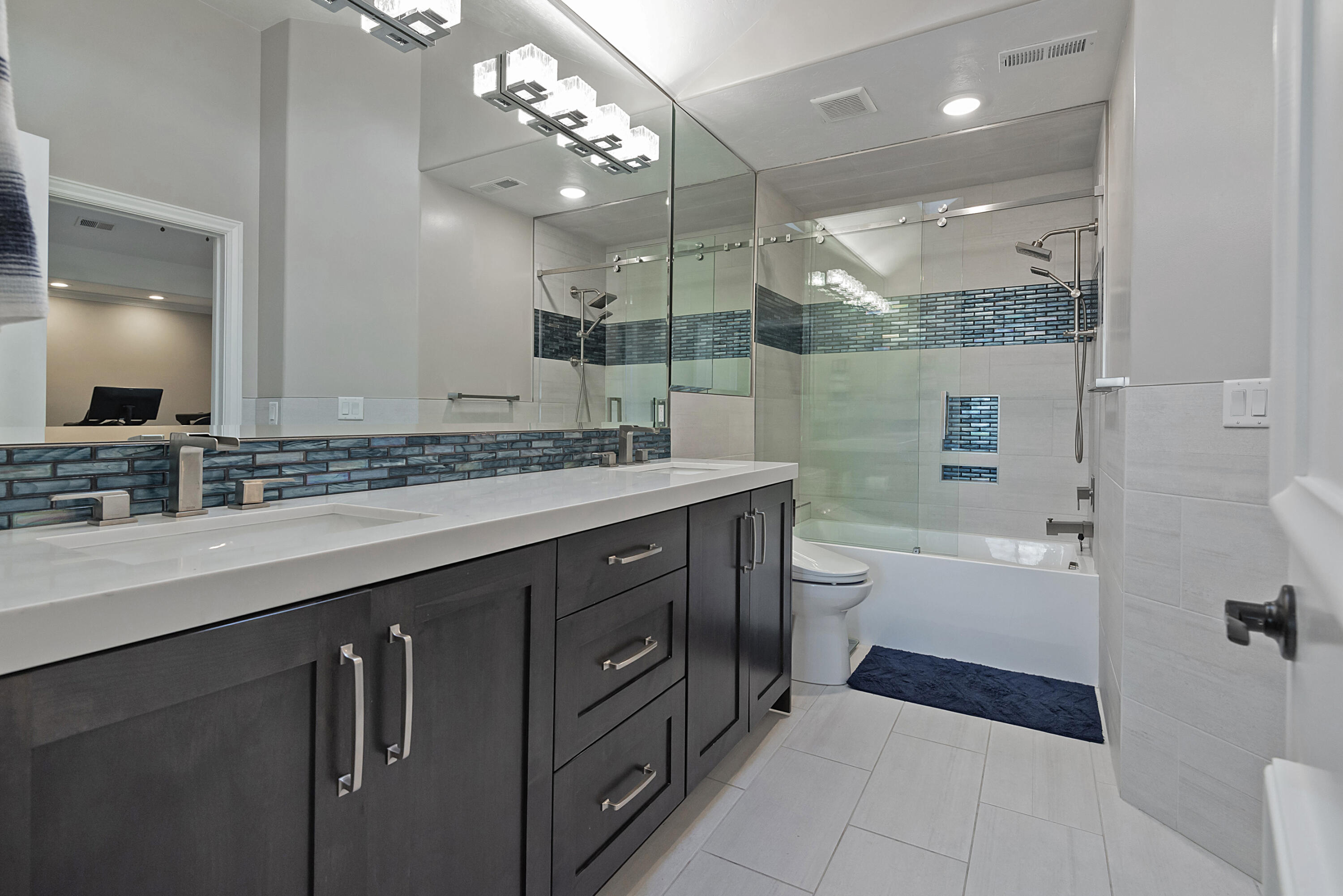 2373 E Bear Hills CIR