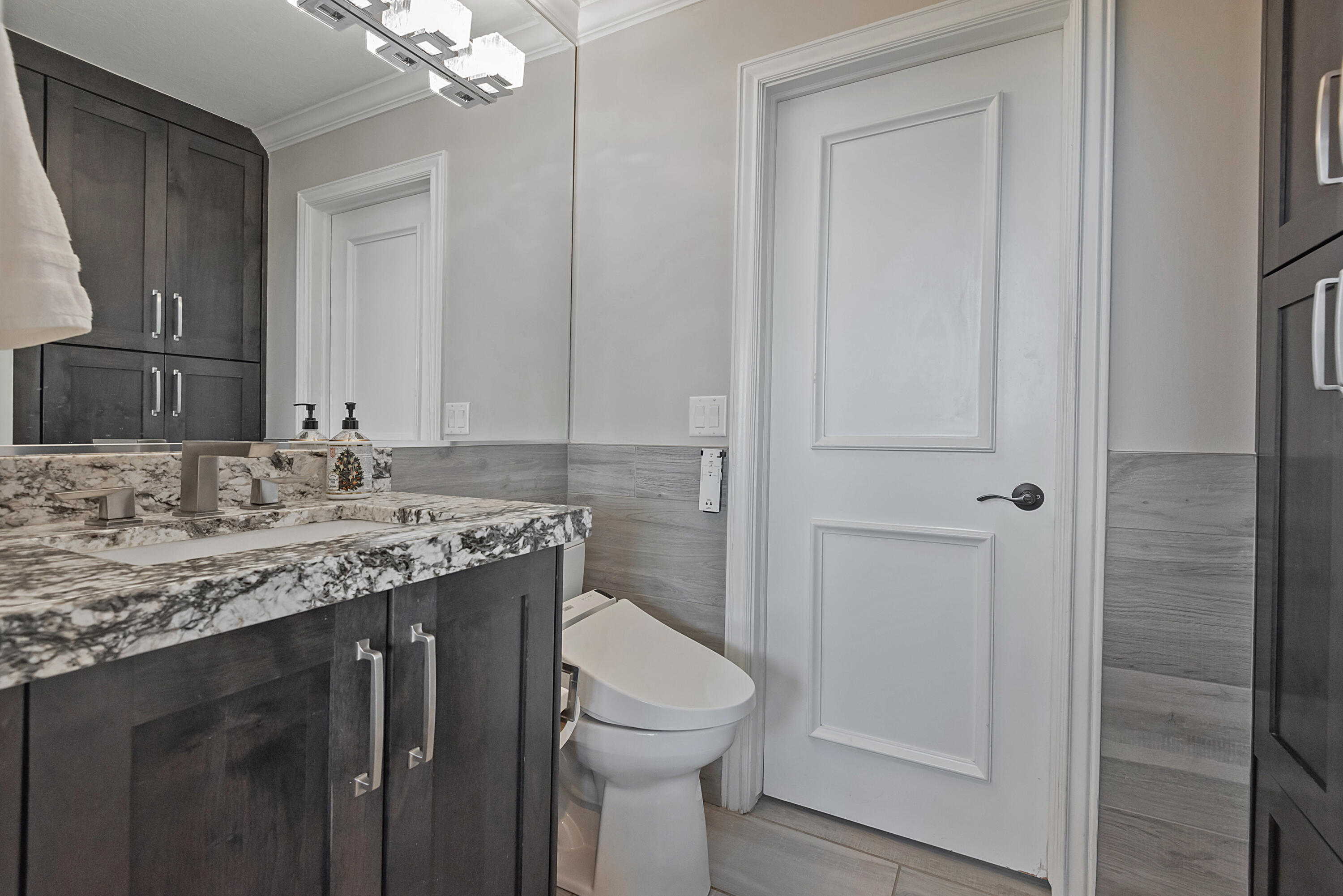 2373 E Bear Hills CIR