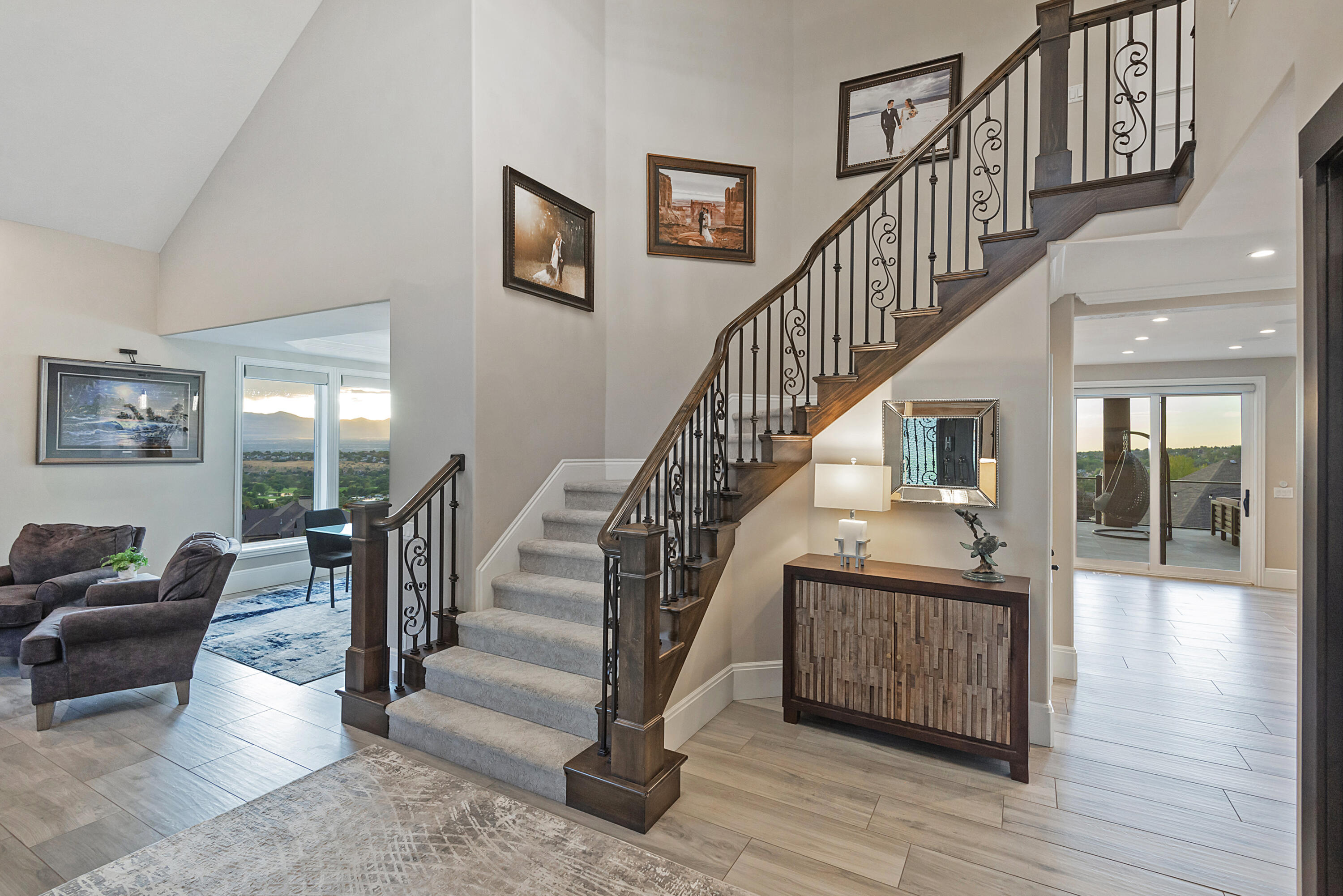 2373 E Bear Hills CIR