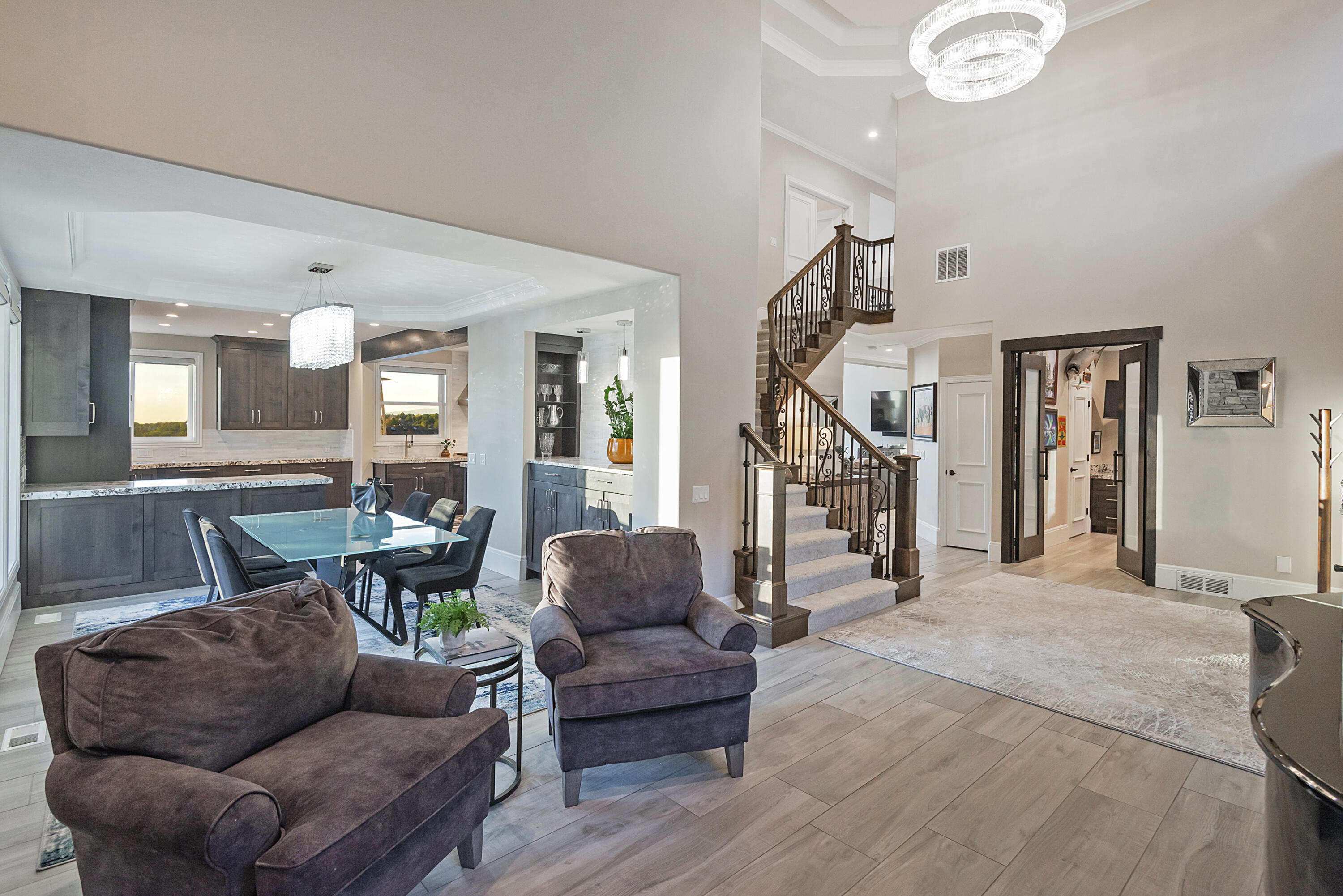 2373 E Bear Hills CIR