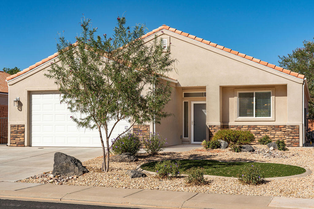 2412 S 675 W Hurricane UT
