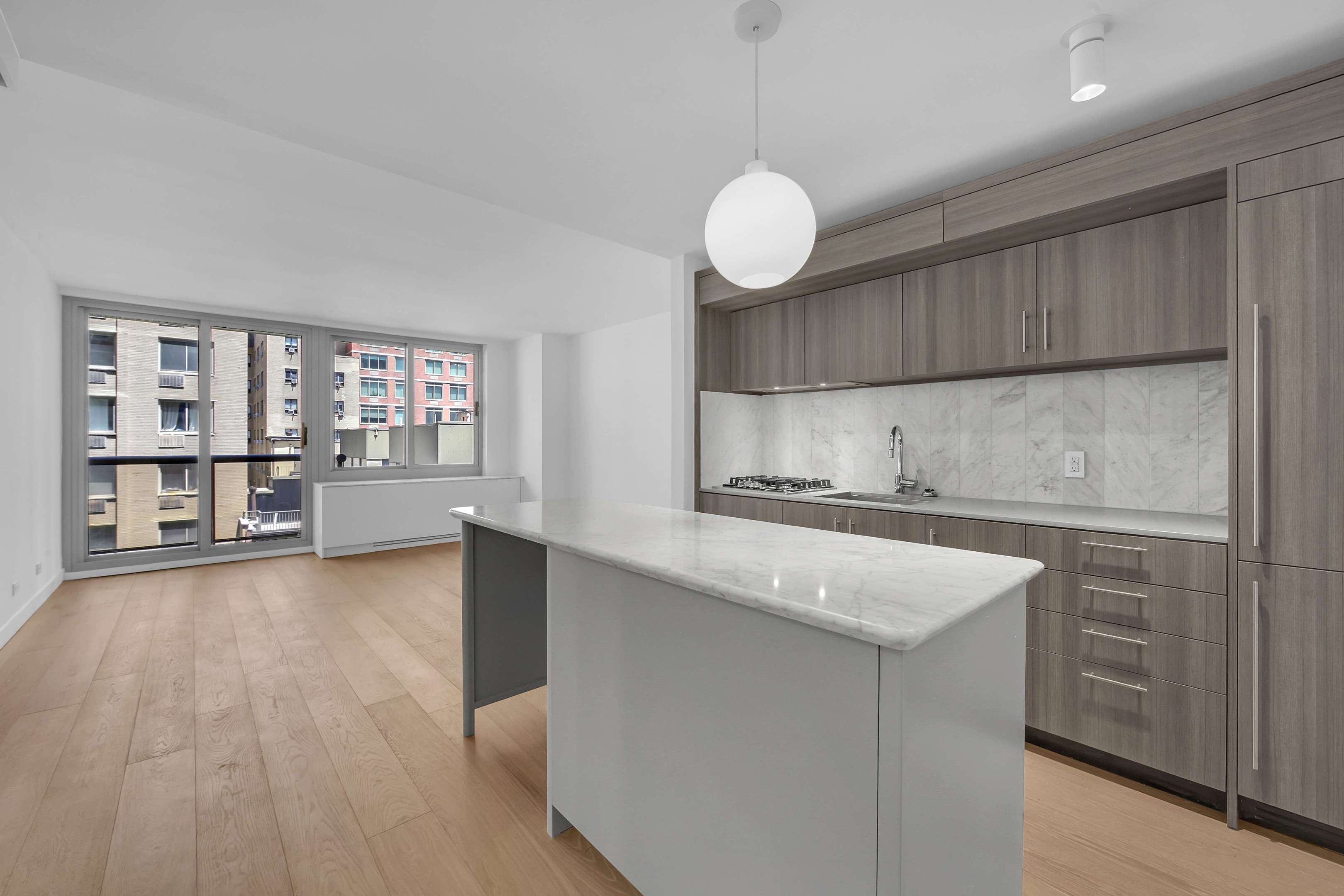 234 E 46th Street 703