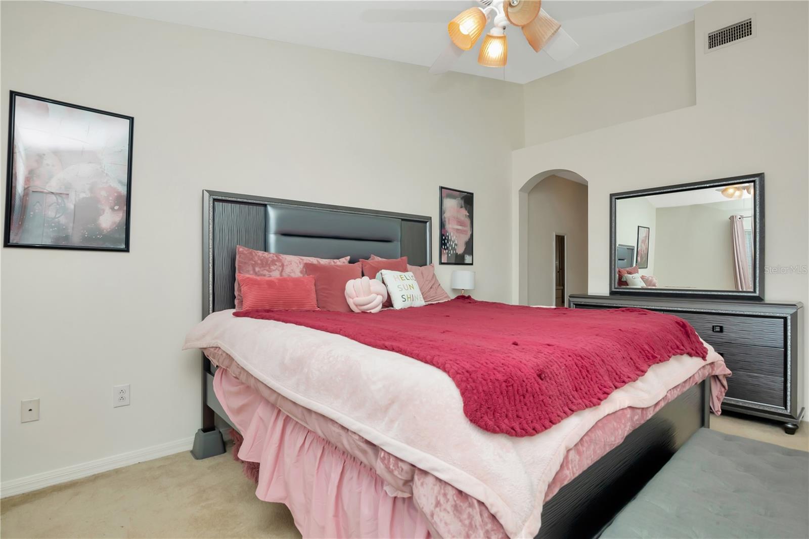 13026 KINGS CROSSING DR