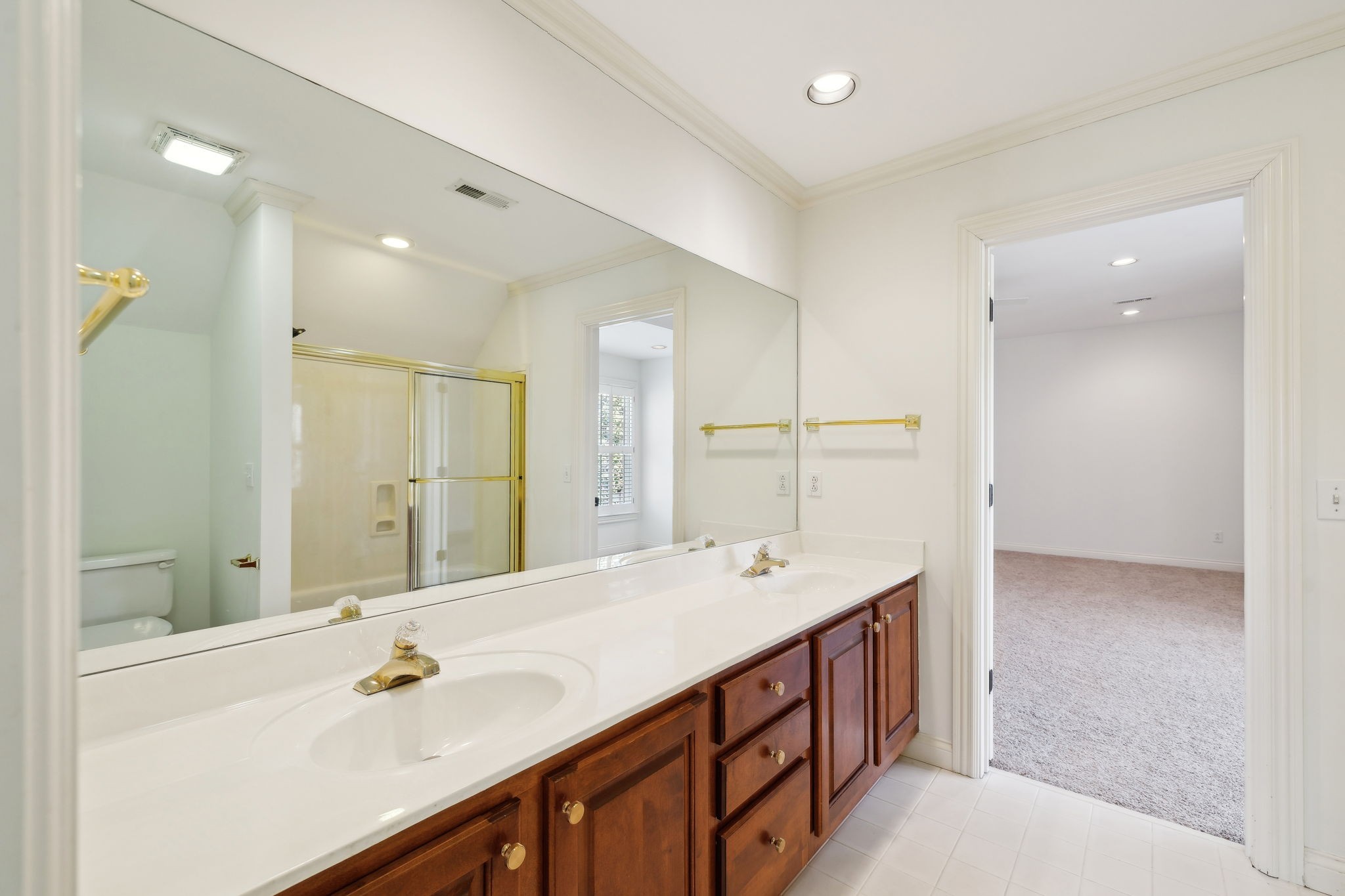 9434 Highwood Hill Rd