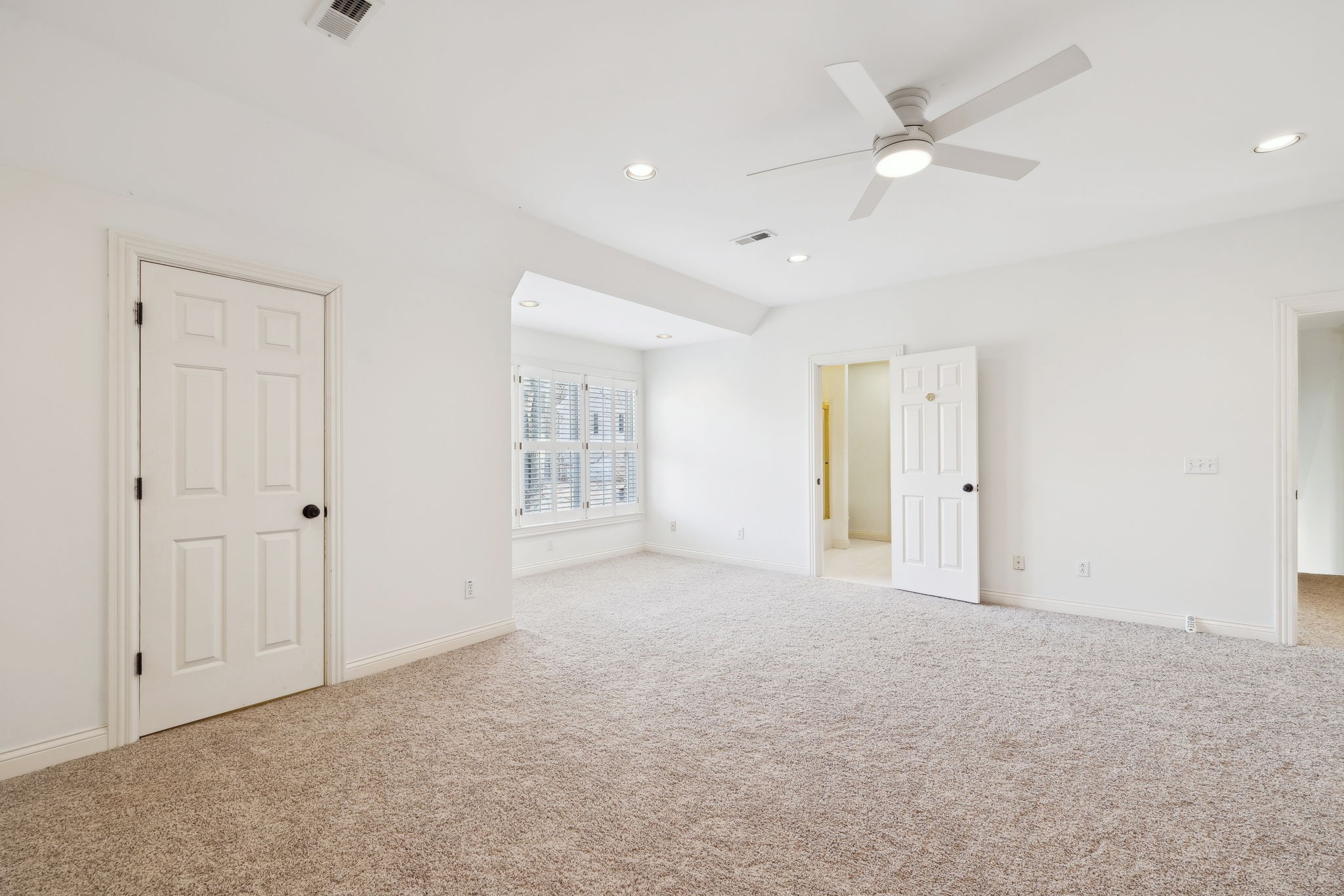 9434 Highwood Hill Rd
