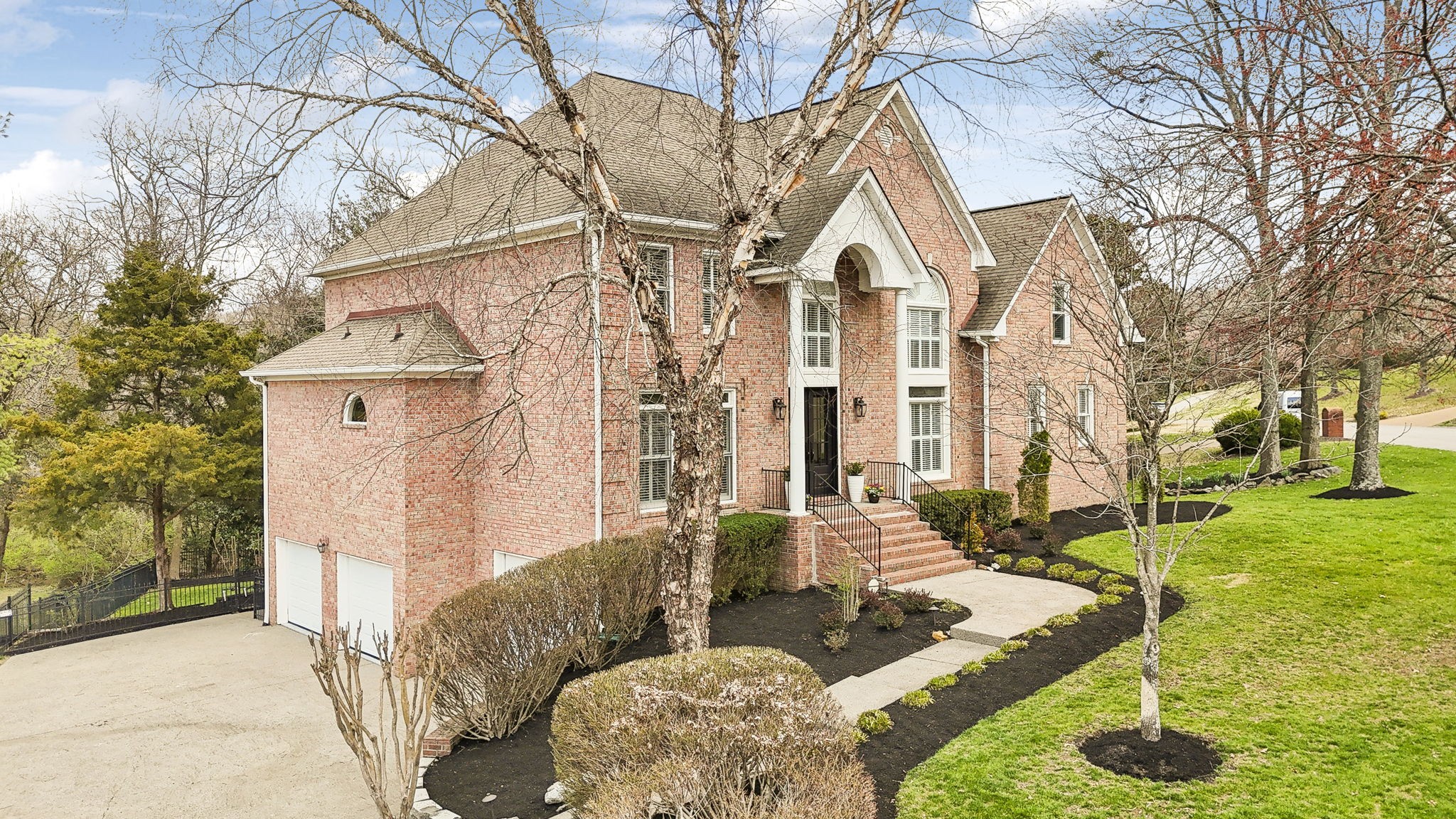 9434 Highwood Hill Rd