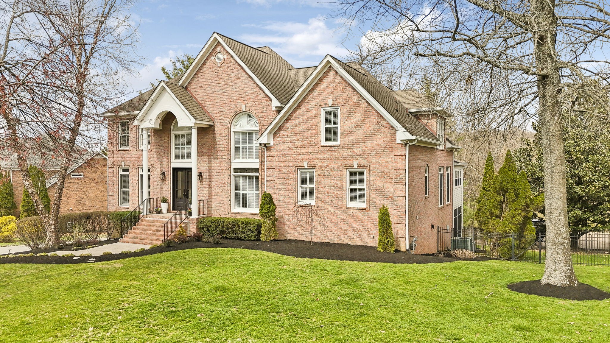 9434 Highwood Hill Rd