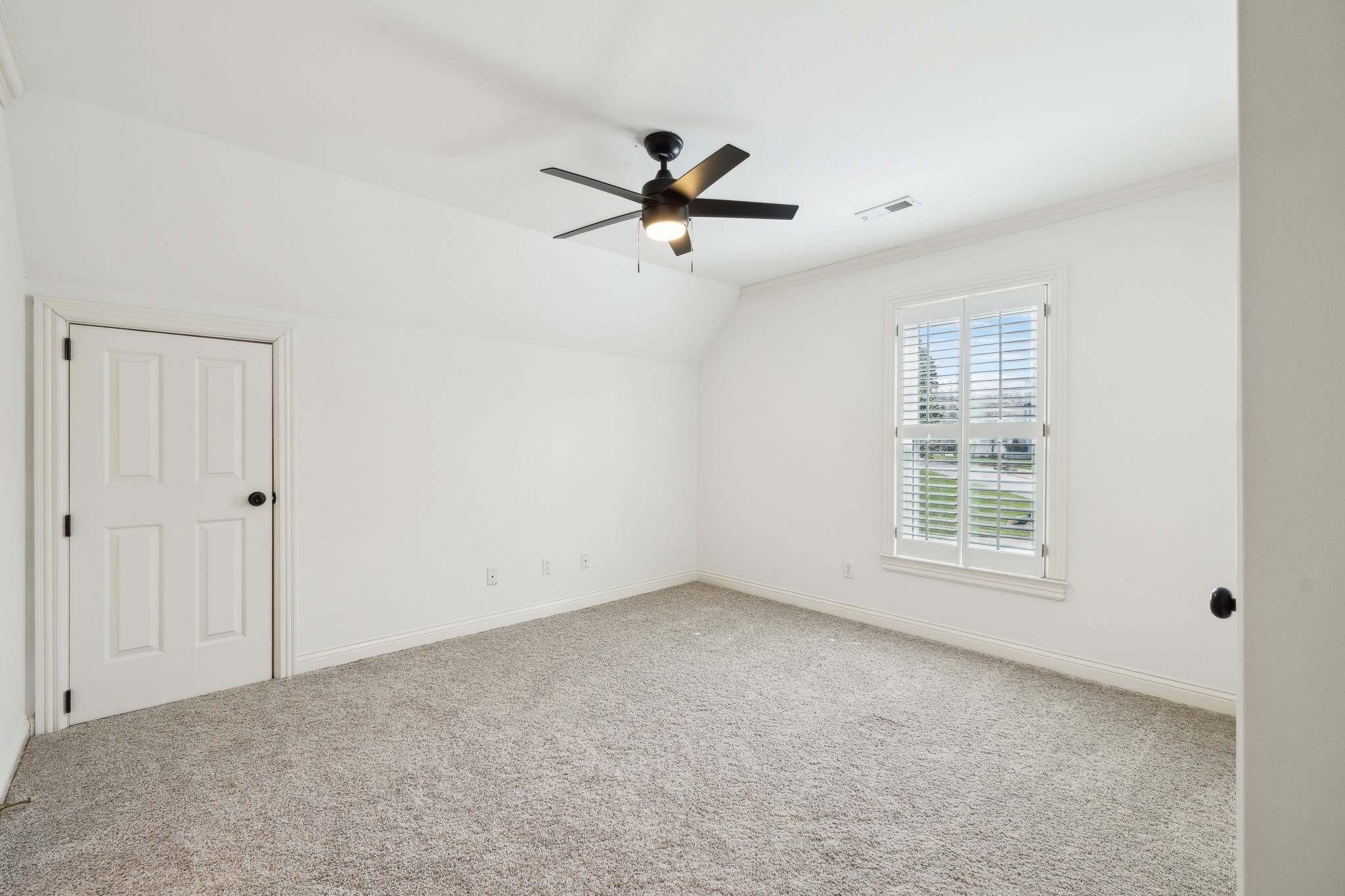9434 Highwood Hill Rd