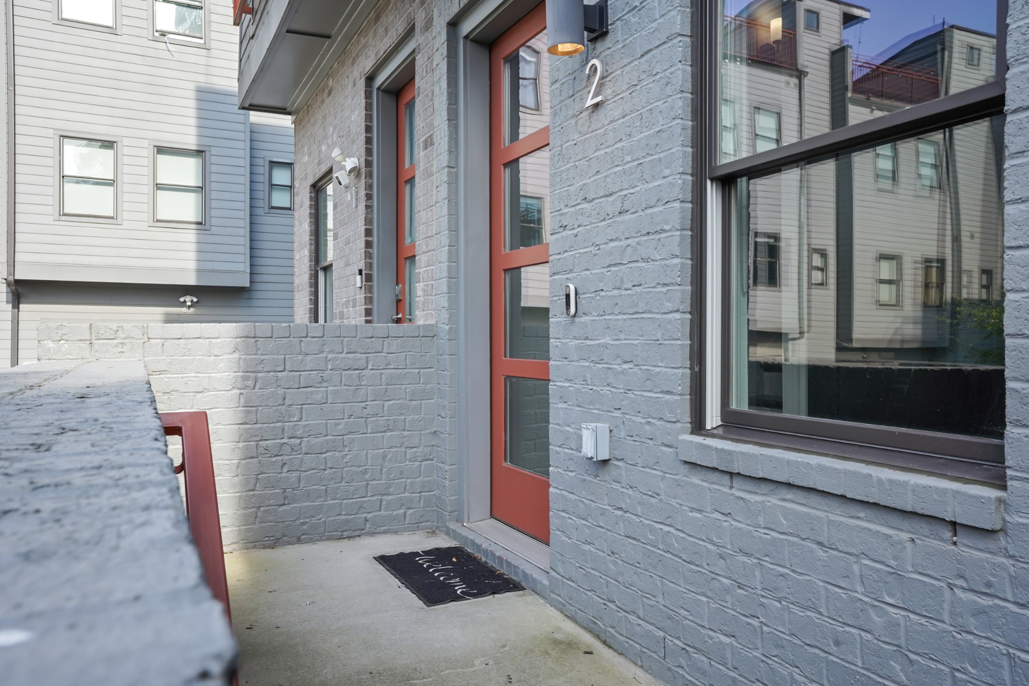 613 27th Ave, N Unit: 2