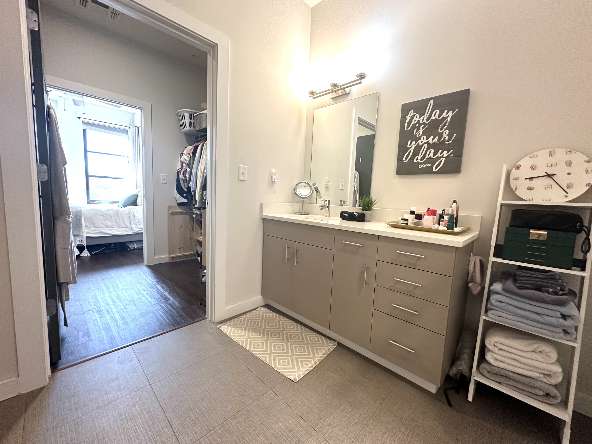 1900 12th Ave, S Unit: 420