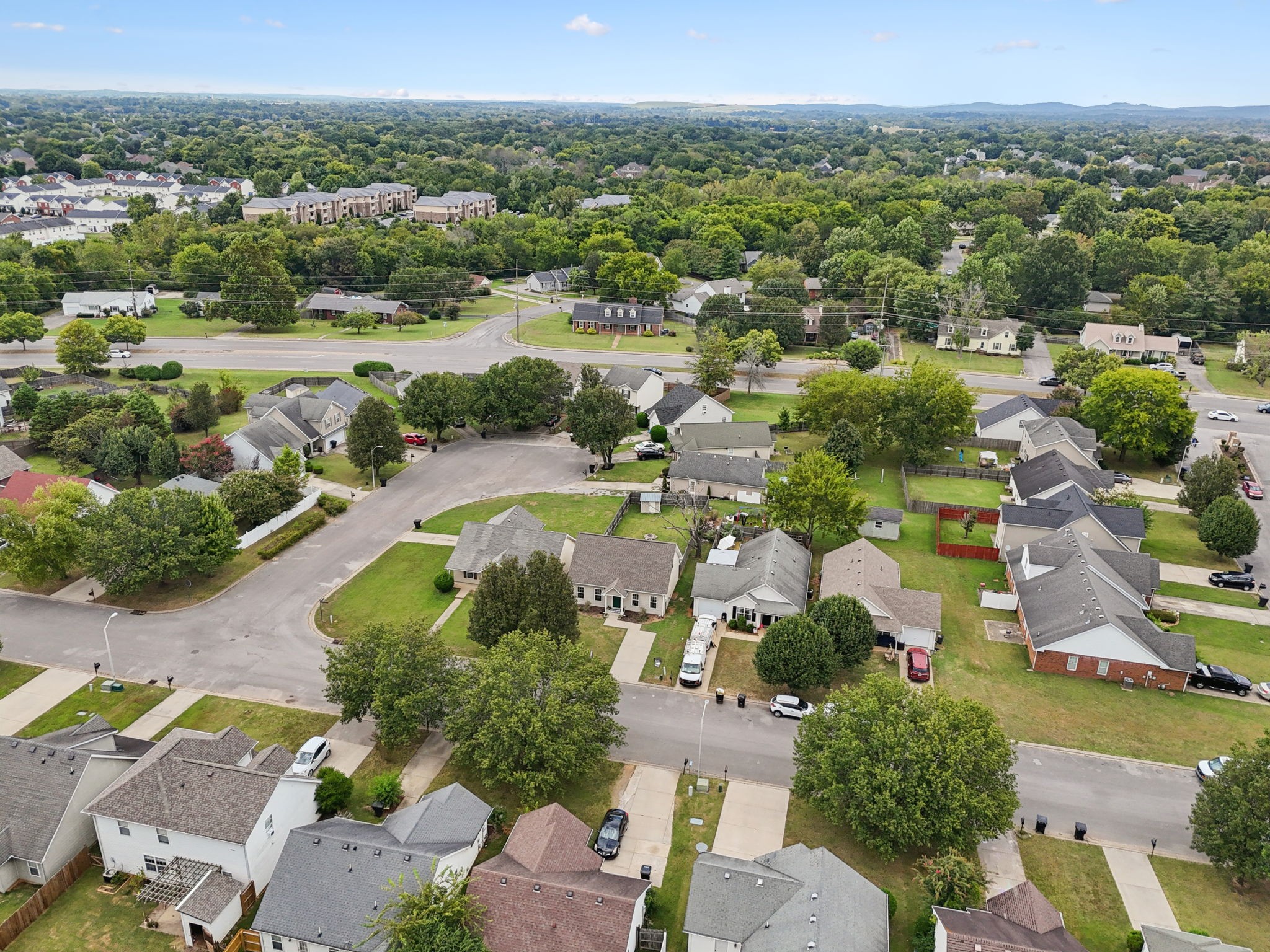 1453 Rochester Dr