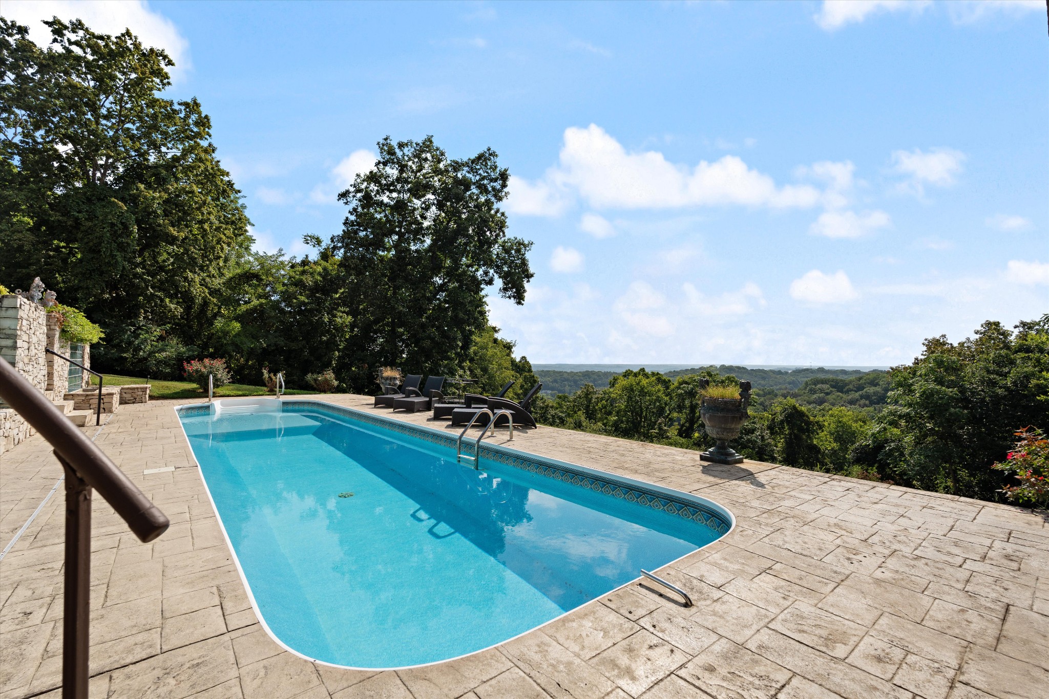 5495 Brick Church Pike