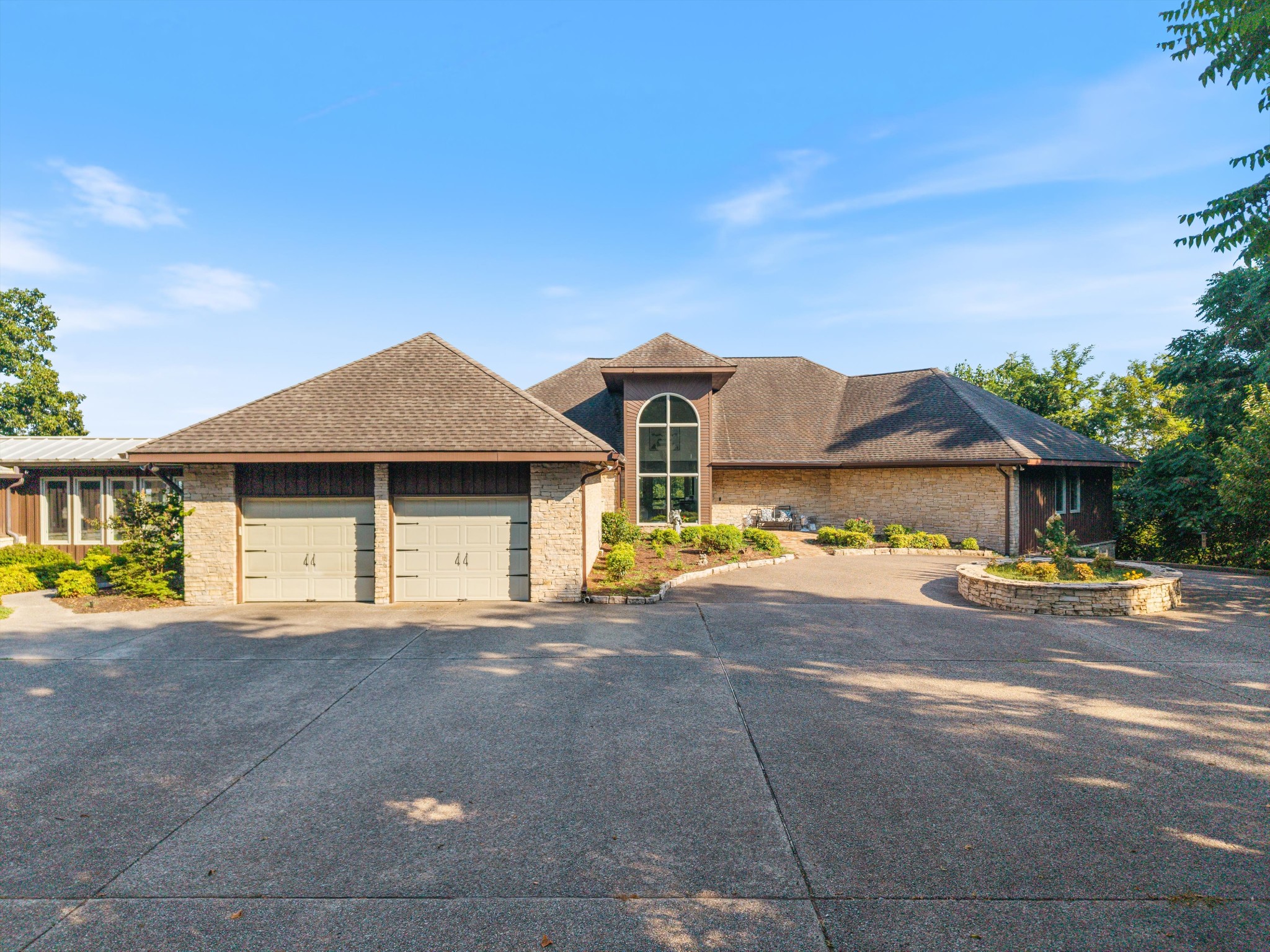 5495 Brick Church Pike