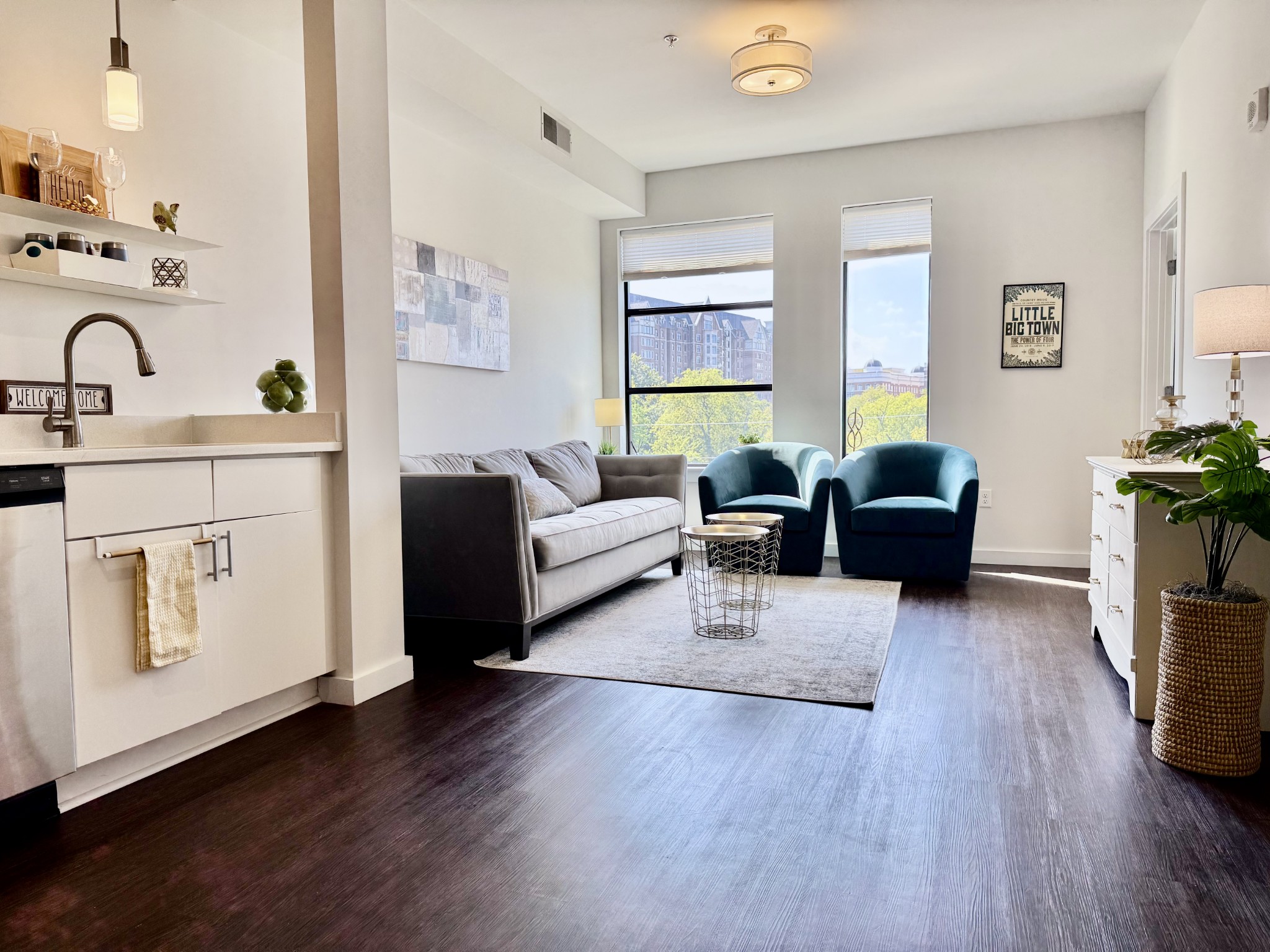 1900 12th Ave, S Unit: 420