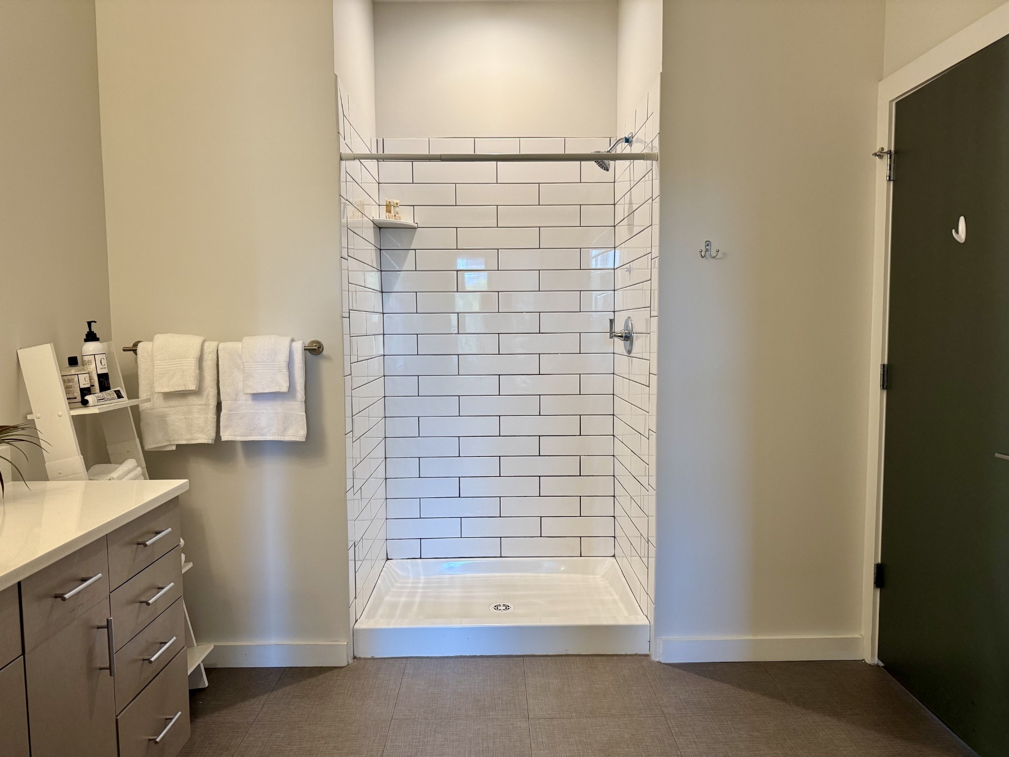 1900 12th Ave, S Unit: 420