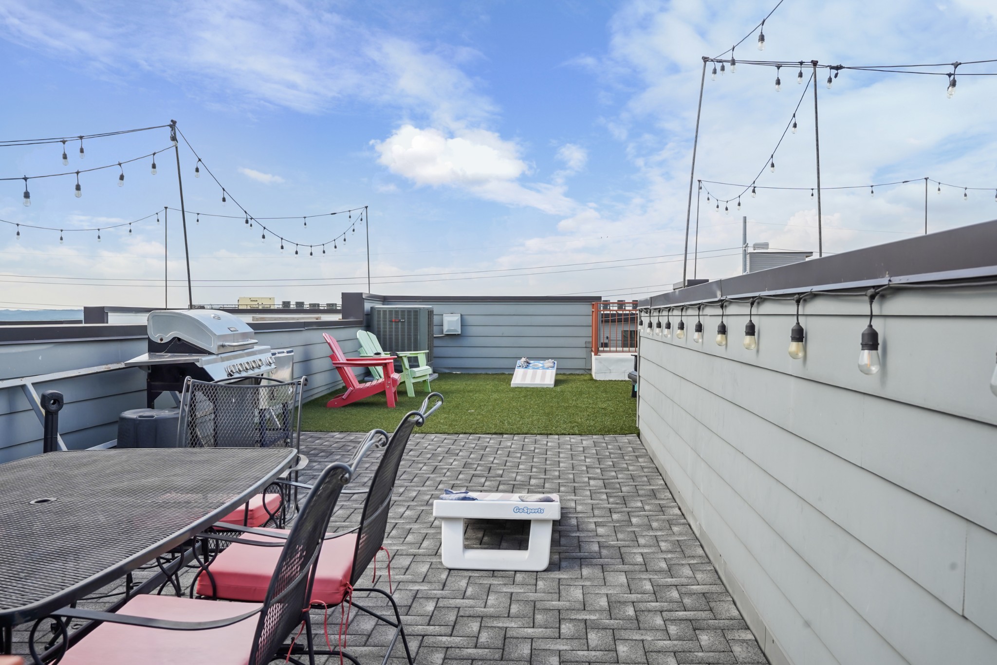 613 27th Ave, N Unit: 2