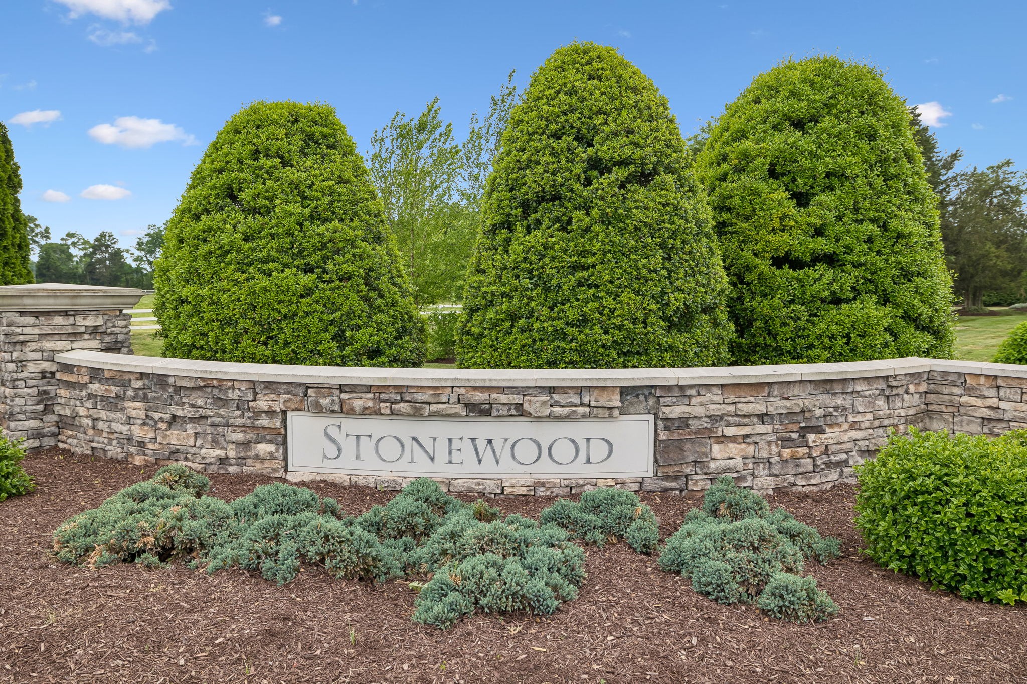 5401 Stonewood Dr