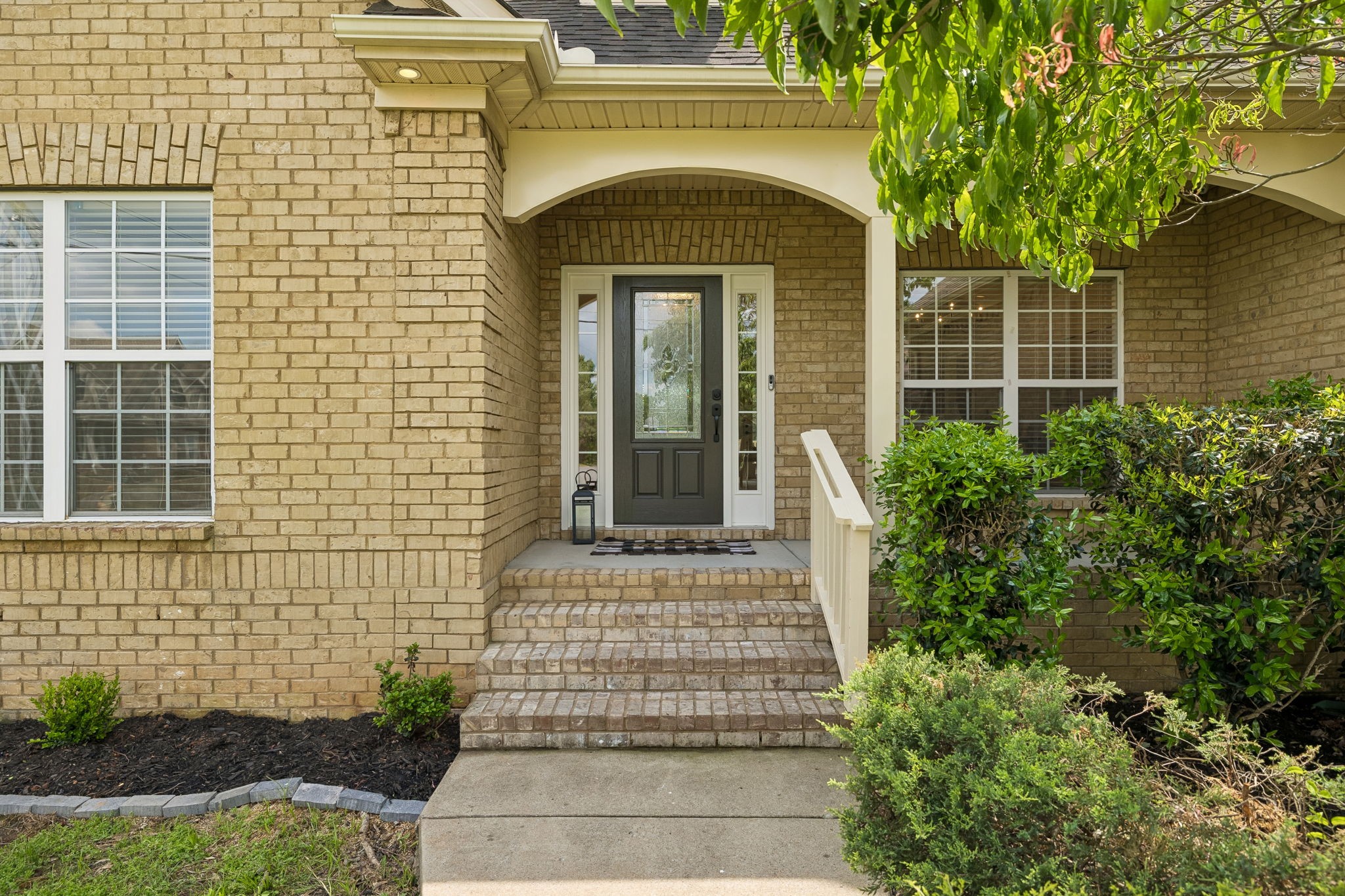 5401 Stonewood Dr