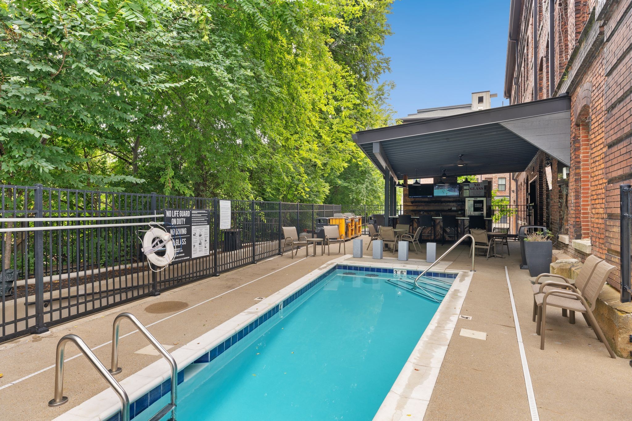 612 21st Ave, N Unit: 412