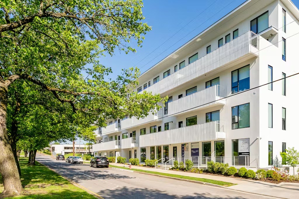 920 King Hollands Ave Unit: 114