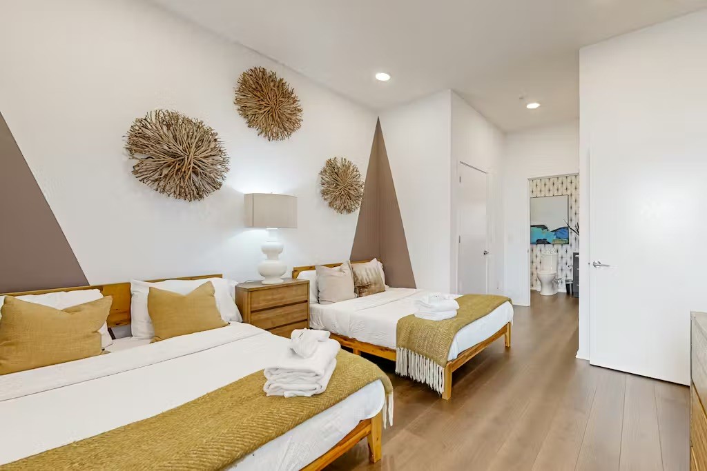 920 King Hollands Ave Unit: 114