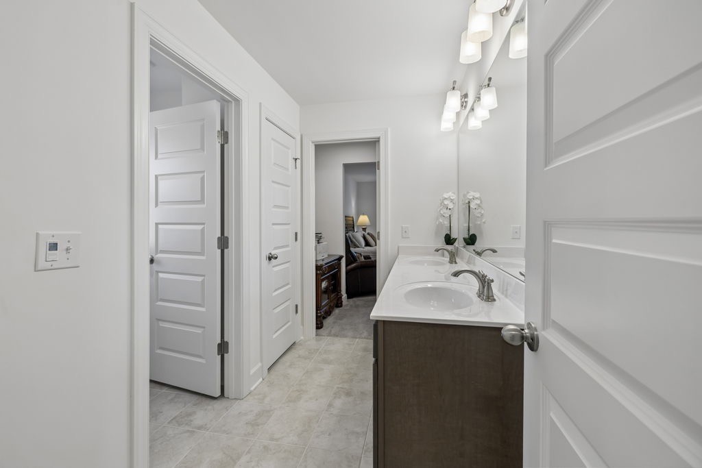 3033 Pomoa Pl