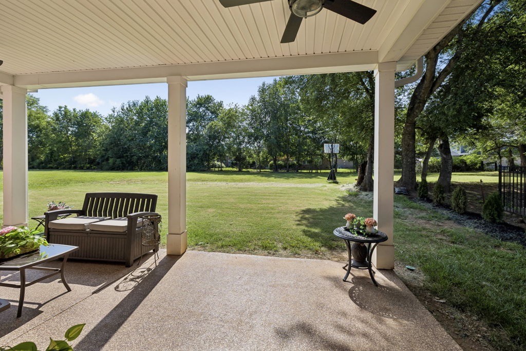 3033 Pomoa Pl