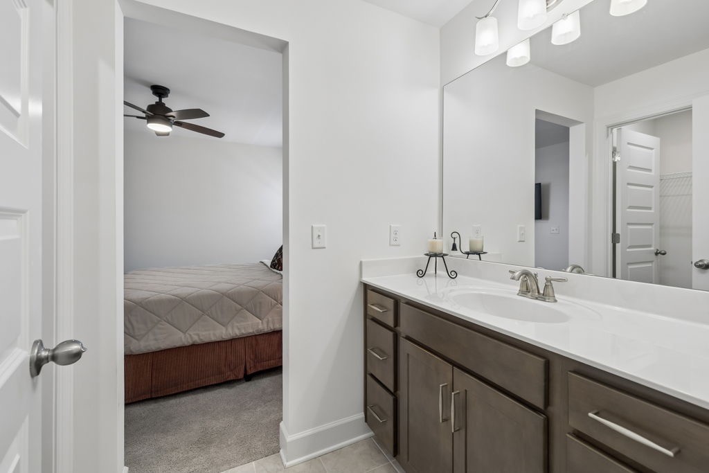 3033 Pomoa Pl