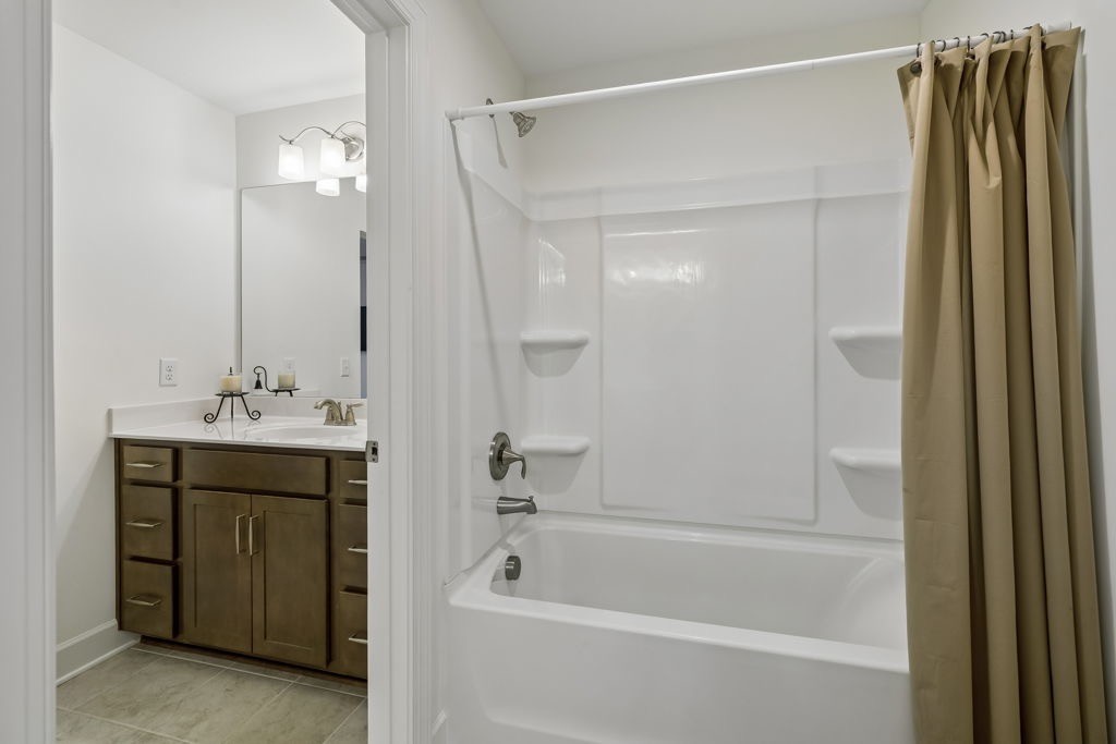 3033 Pomoa Pl