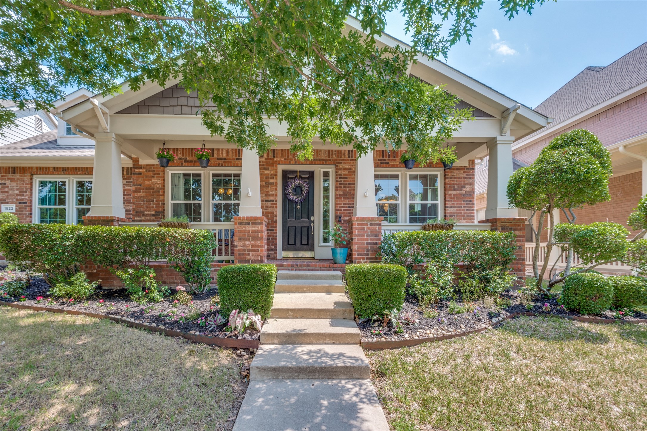 1822 Pecan Grove