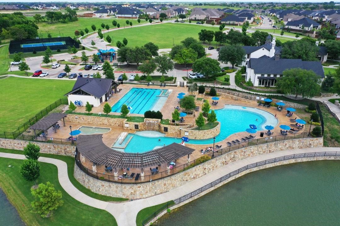 2621 Eclipse Place