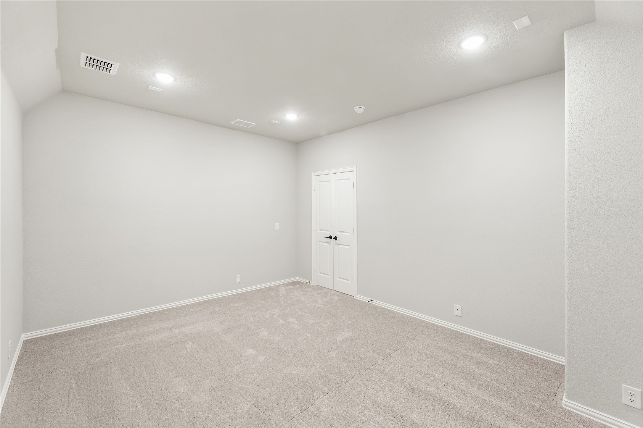 1054 Fleetwood Drive