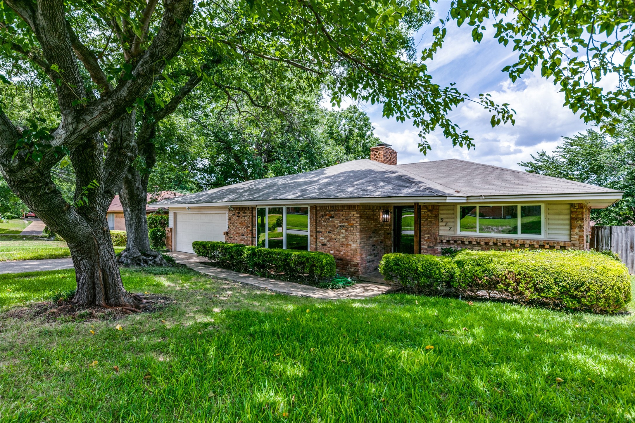 977 Green Castle Drive