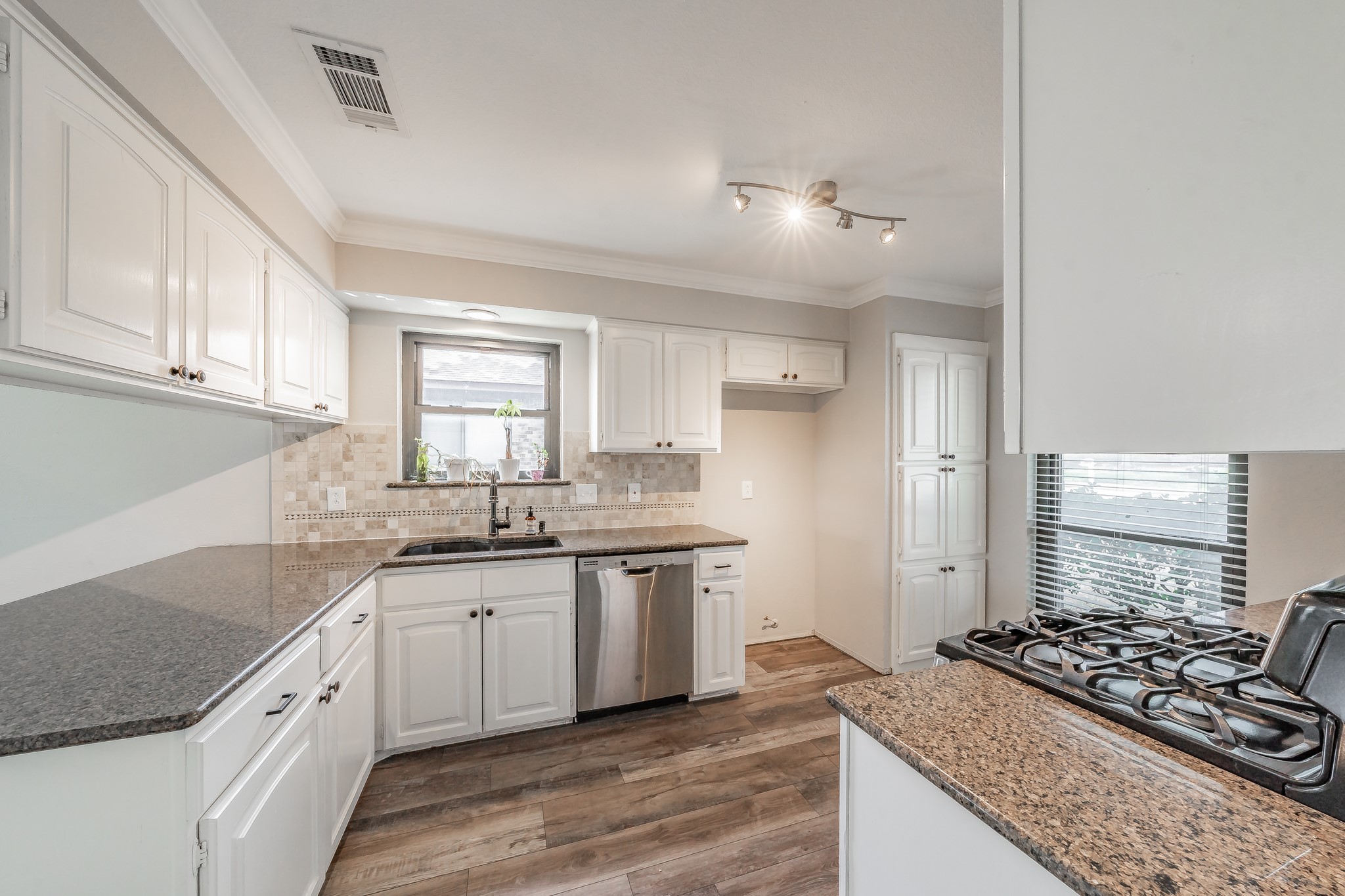 1841 Chisolm Trail