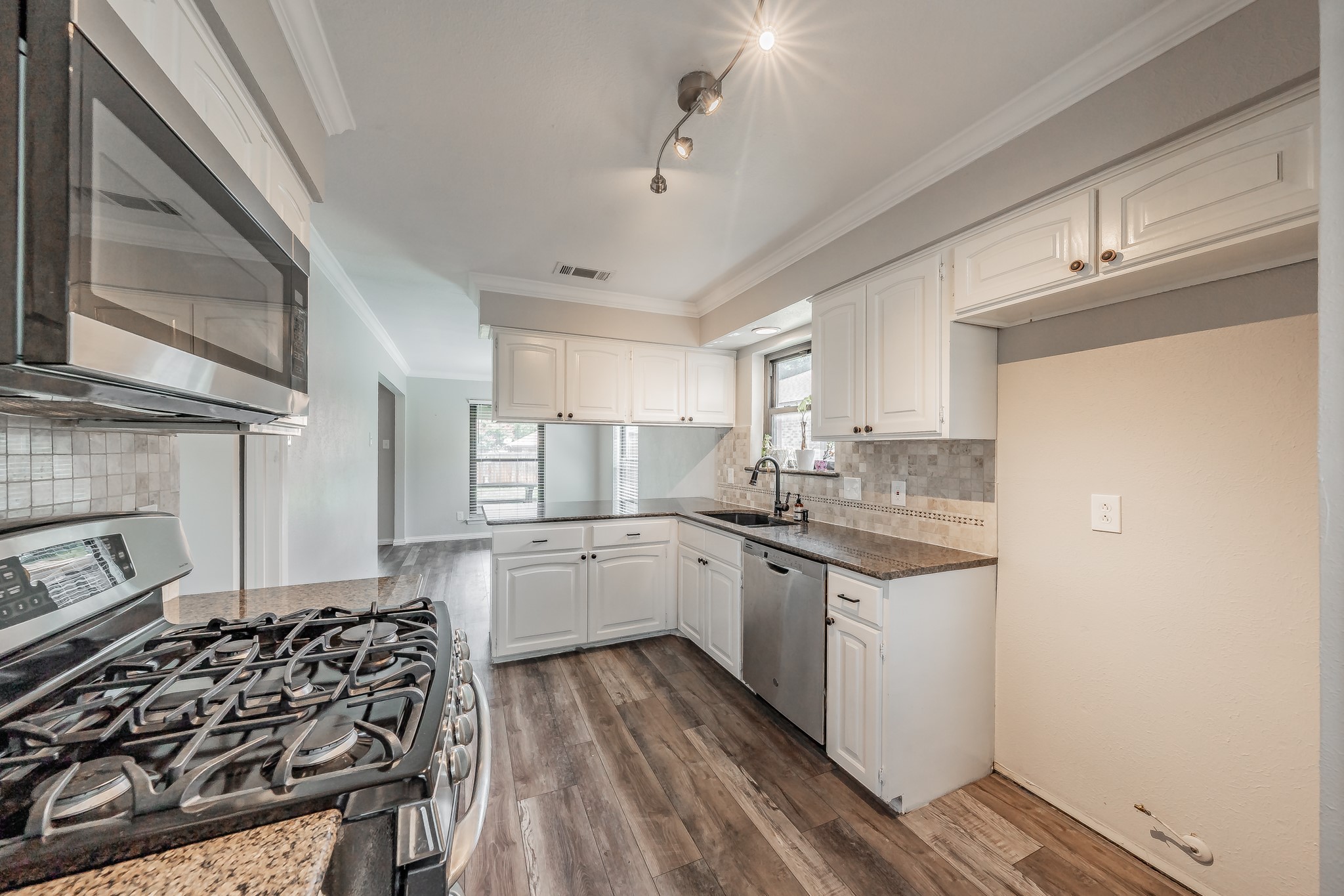 1841 Chisolm Trail