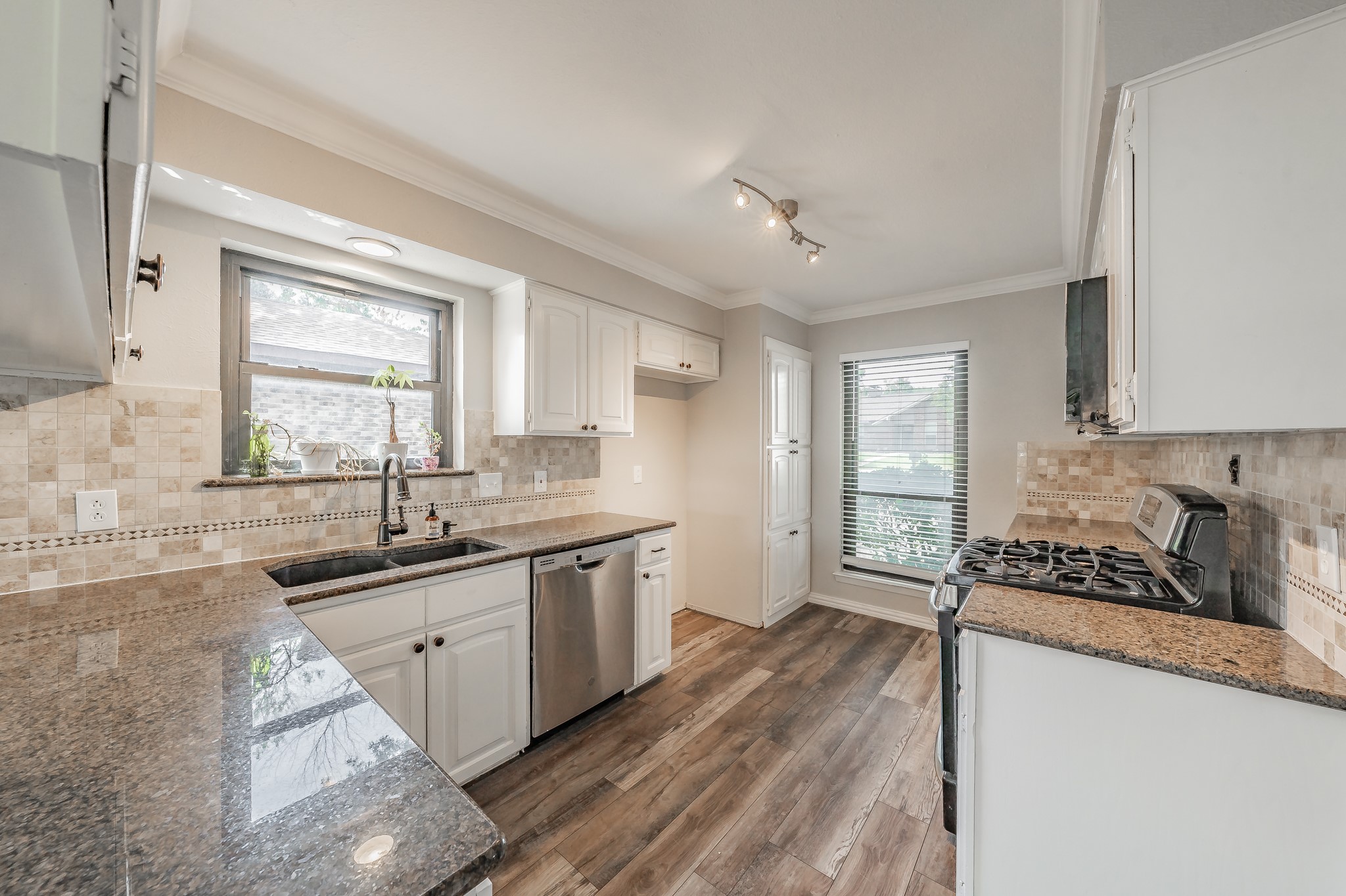 1841 Chisolm Trail