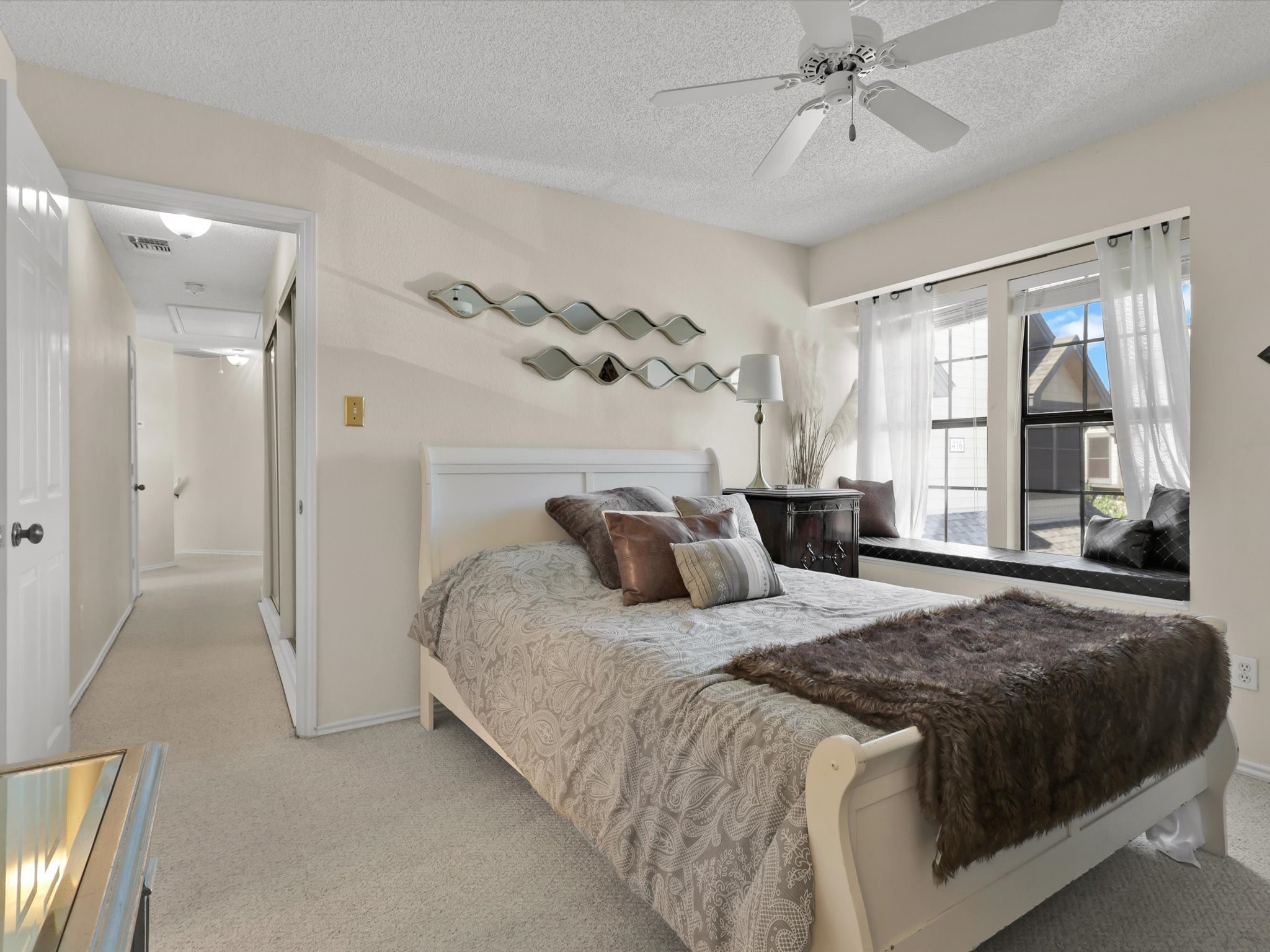 416 Santa Fe Trail 102