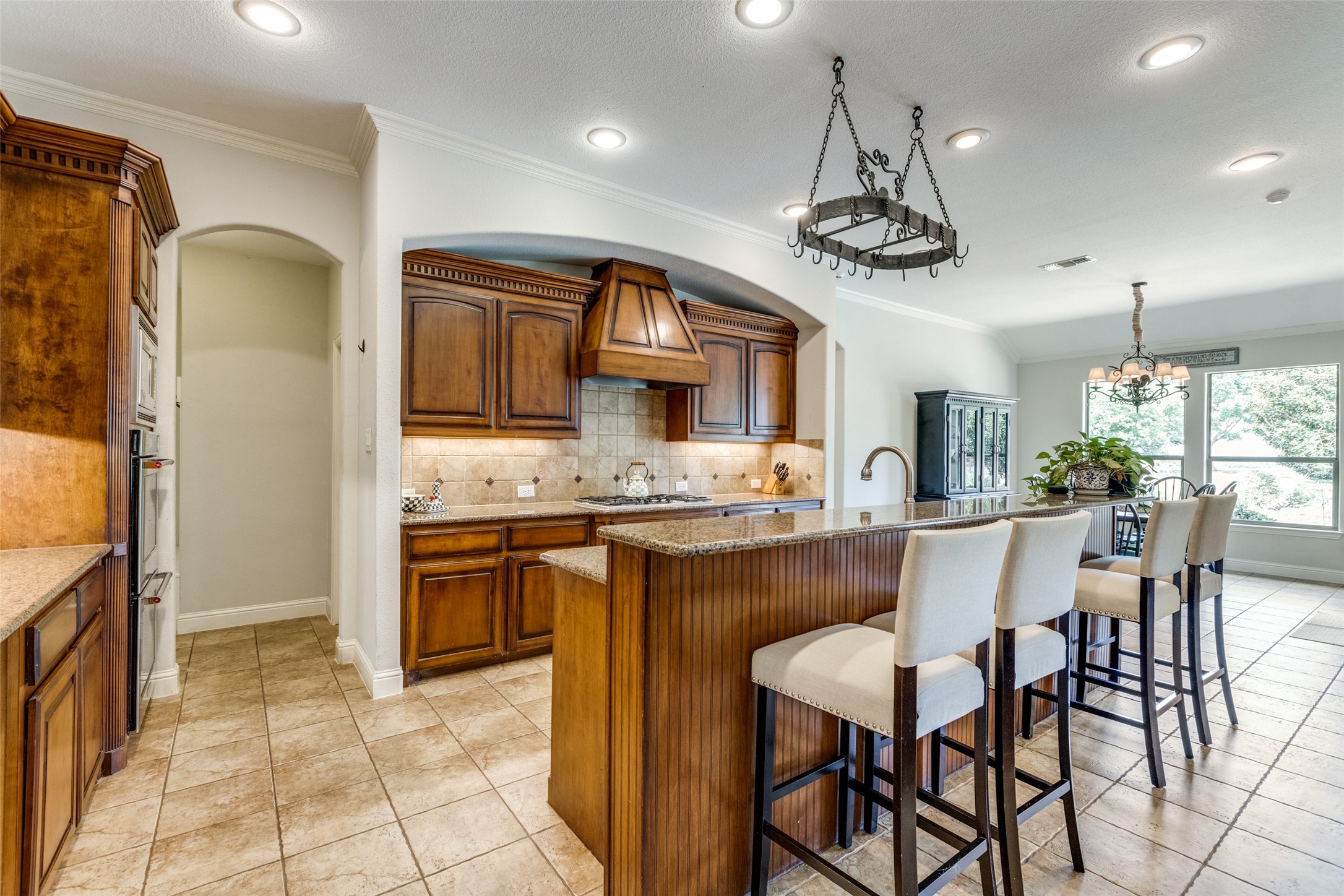 6590 Lark Circle
