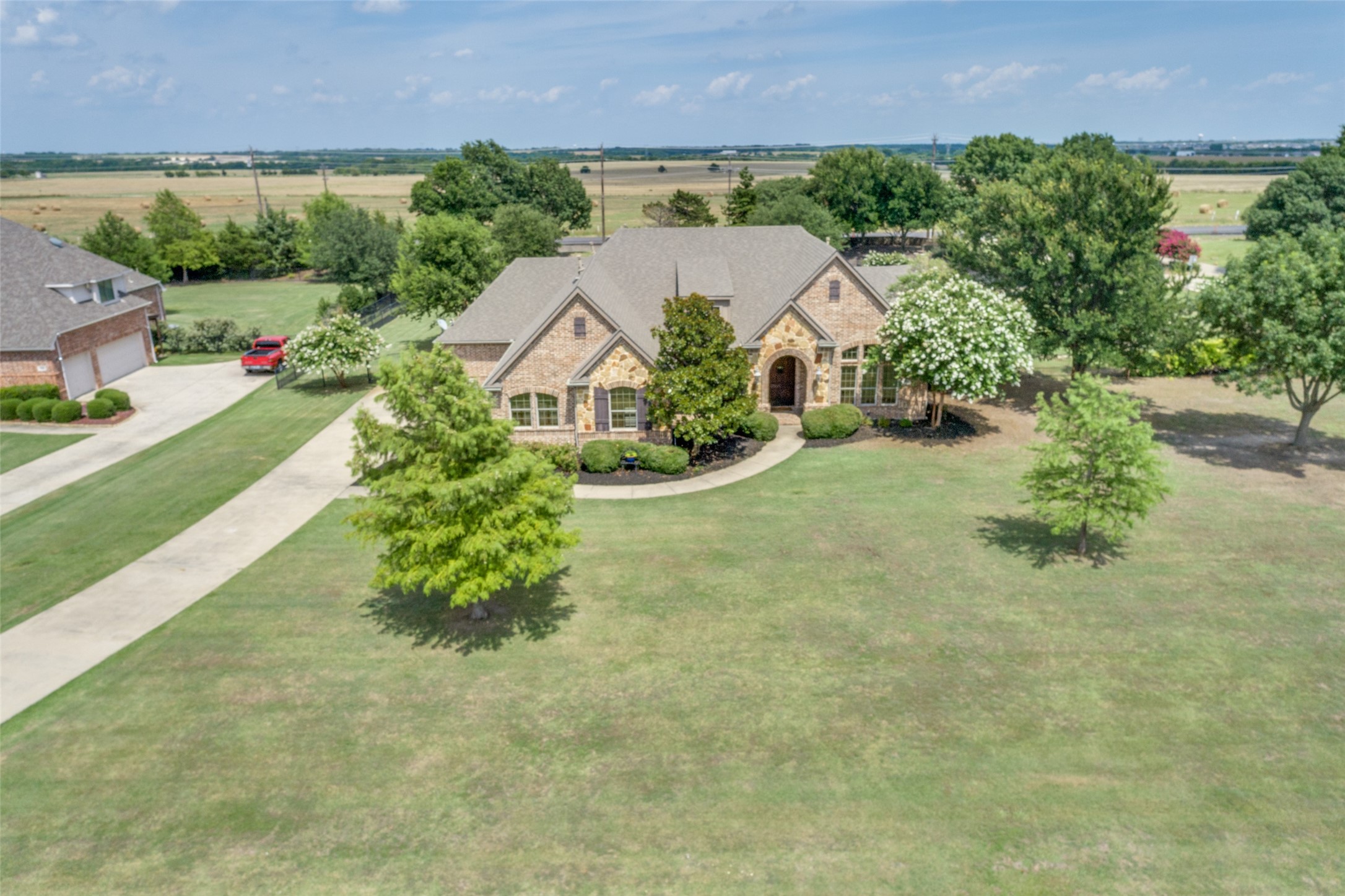 6590 Lark Circle