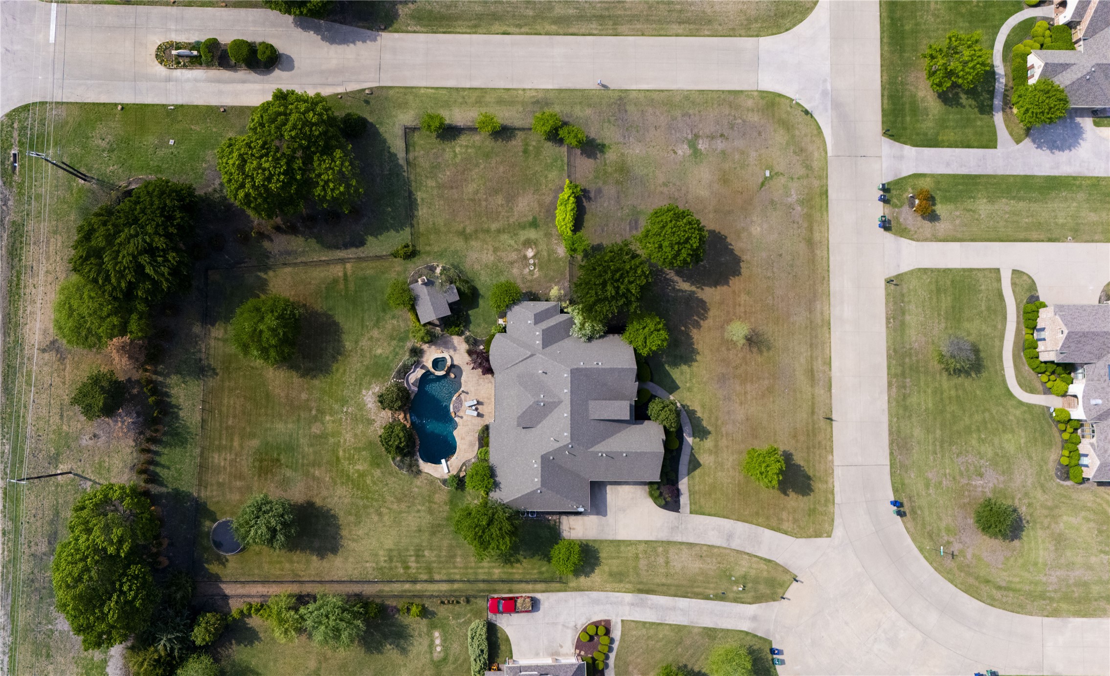 6590 Lark Circle