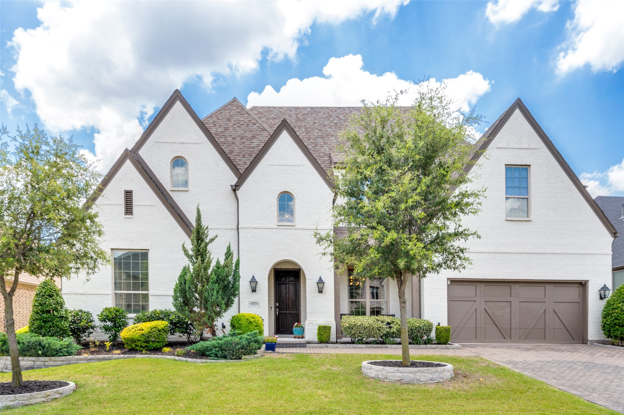 2813 Maverick Way