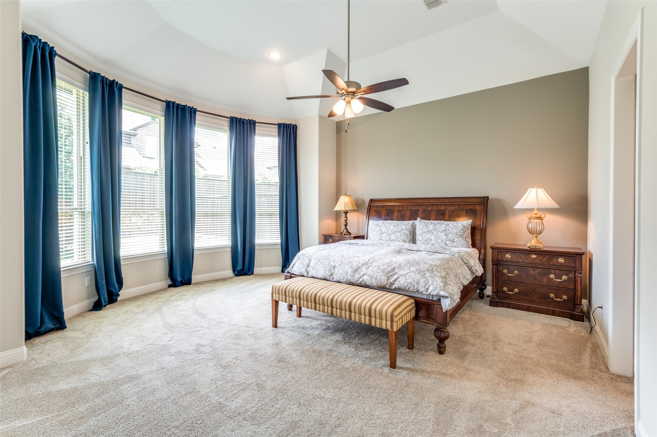 2813 Maverick Way