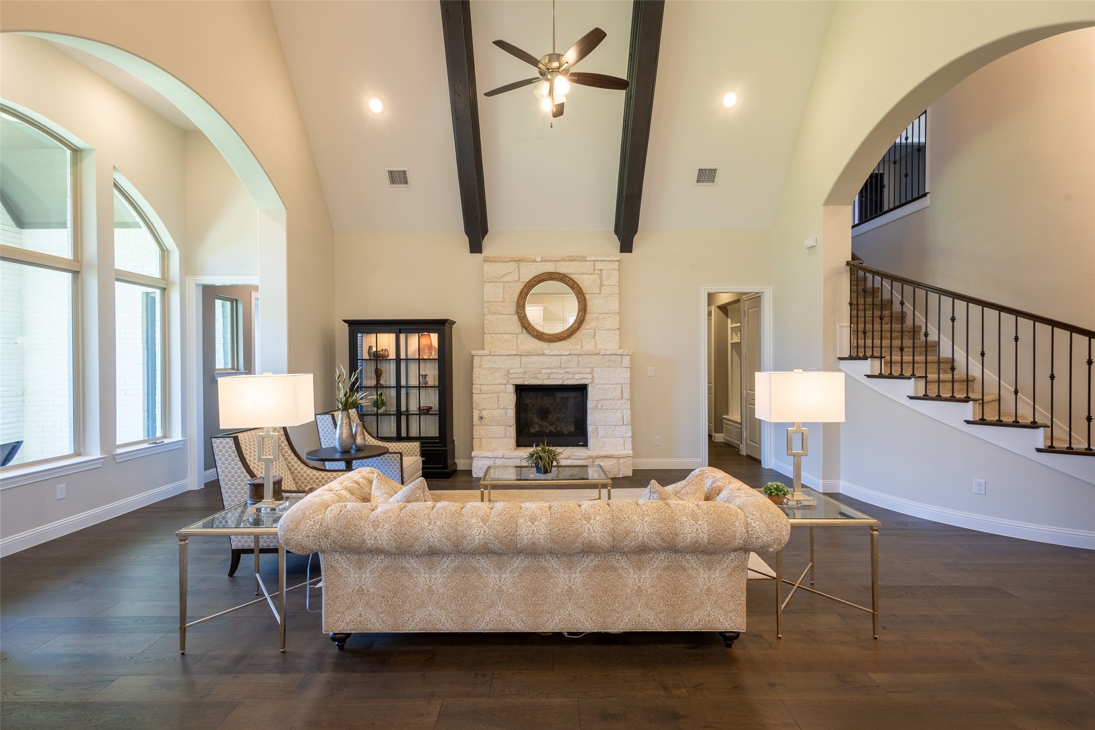 2813 Maverick Way