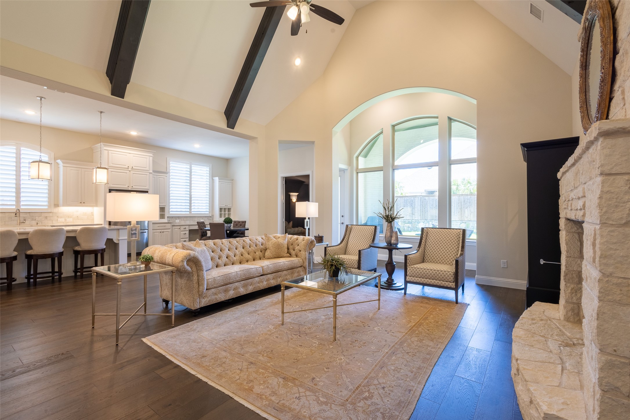 2813 Maverick Way
