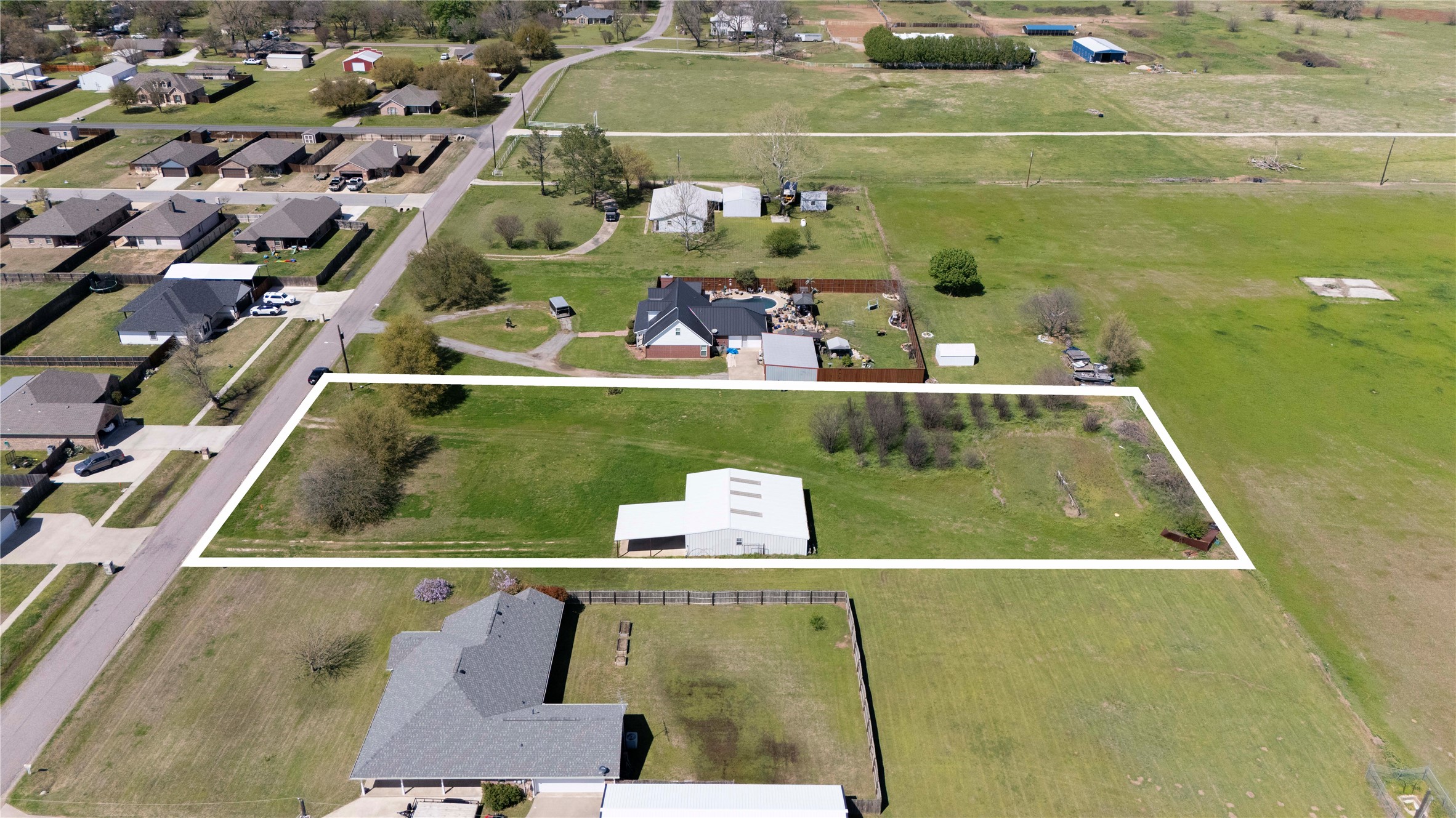 Lot 10 S Broadway Street