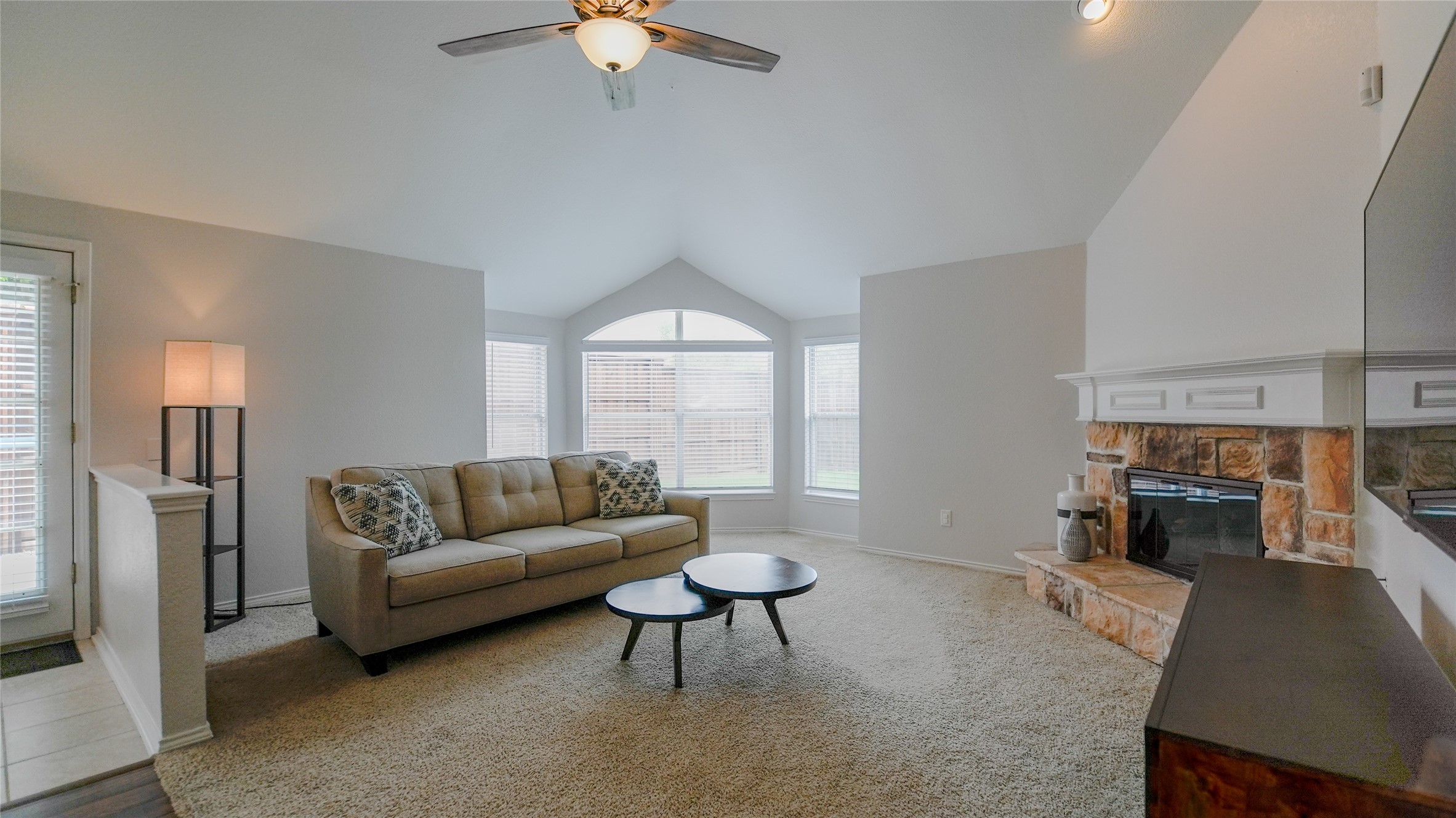 10702 River Oaks Drive